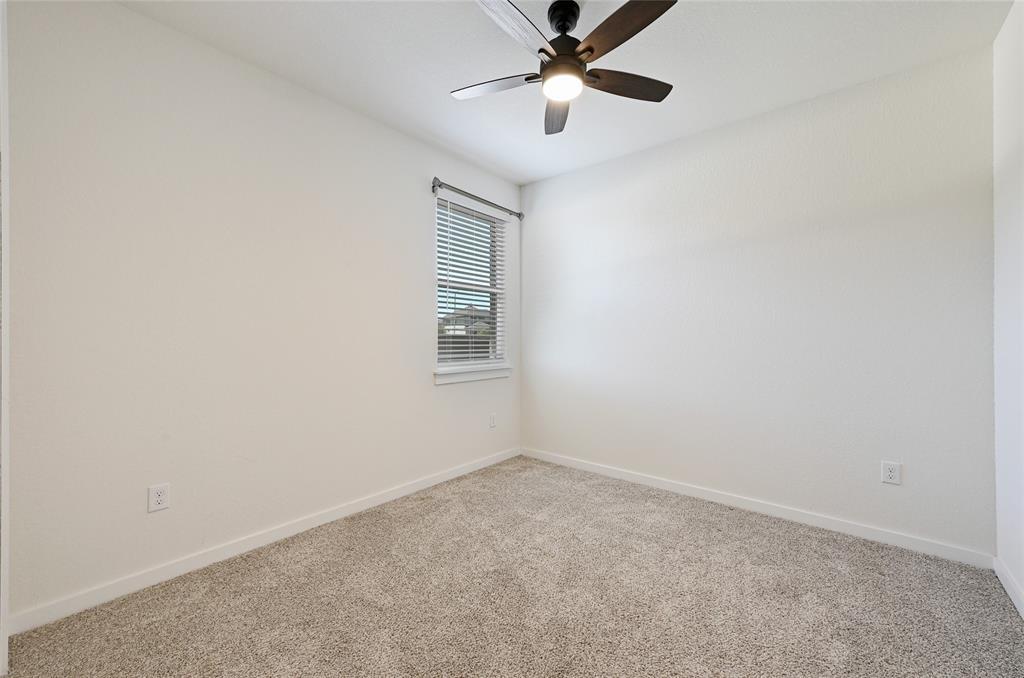 2133 Alamar WALK