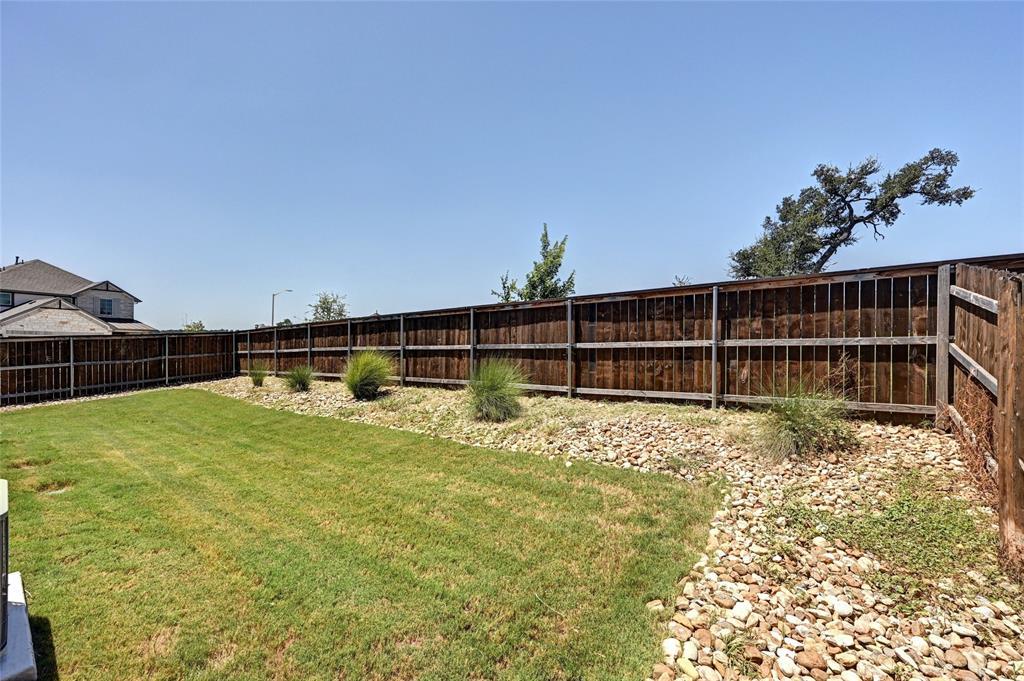 2133 Alamar WALK