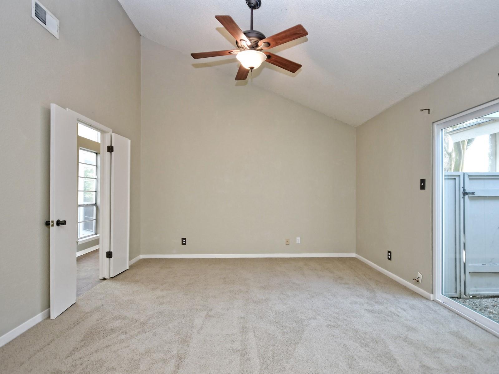 6004 Gardenridge HOLW