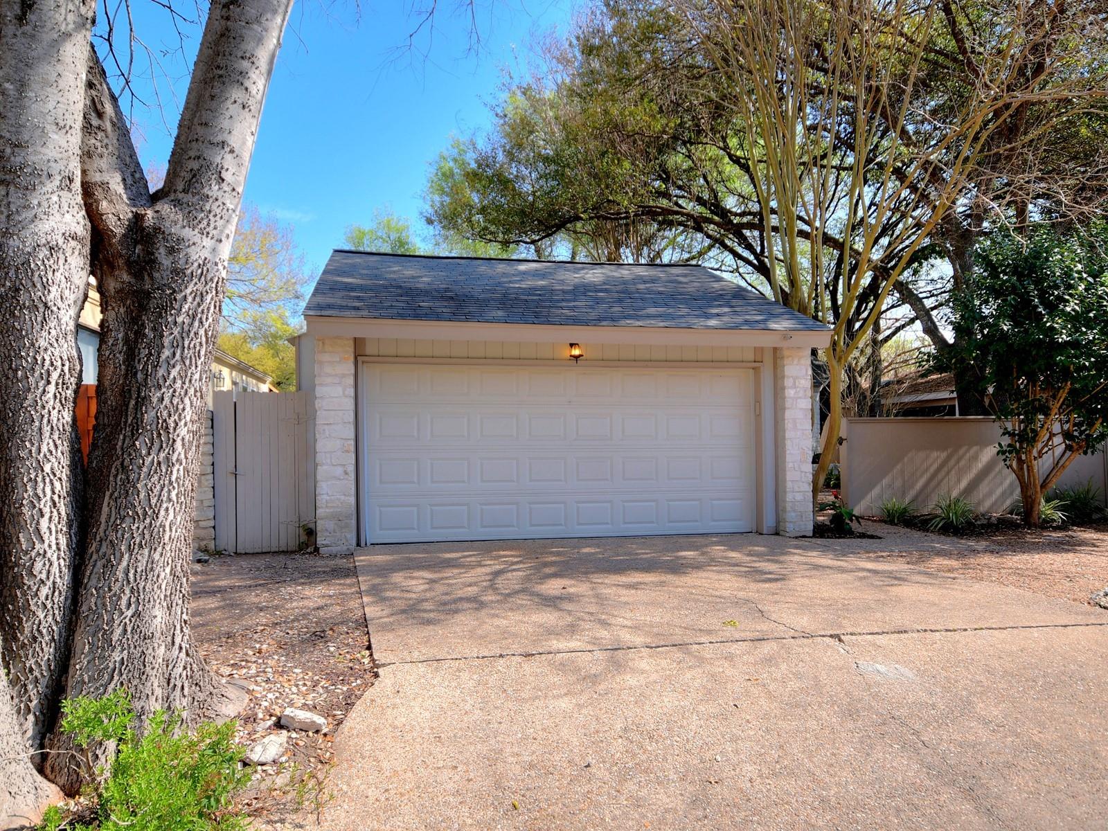 6004 Gardenridge HOLW