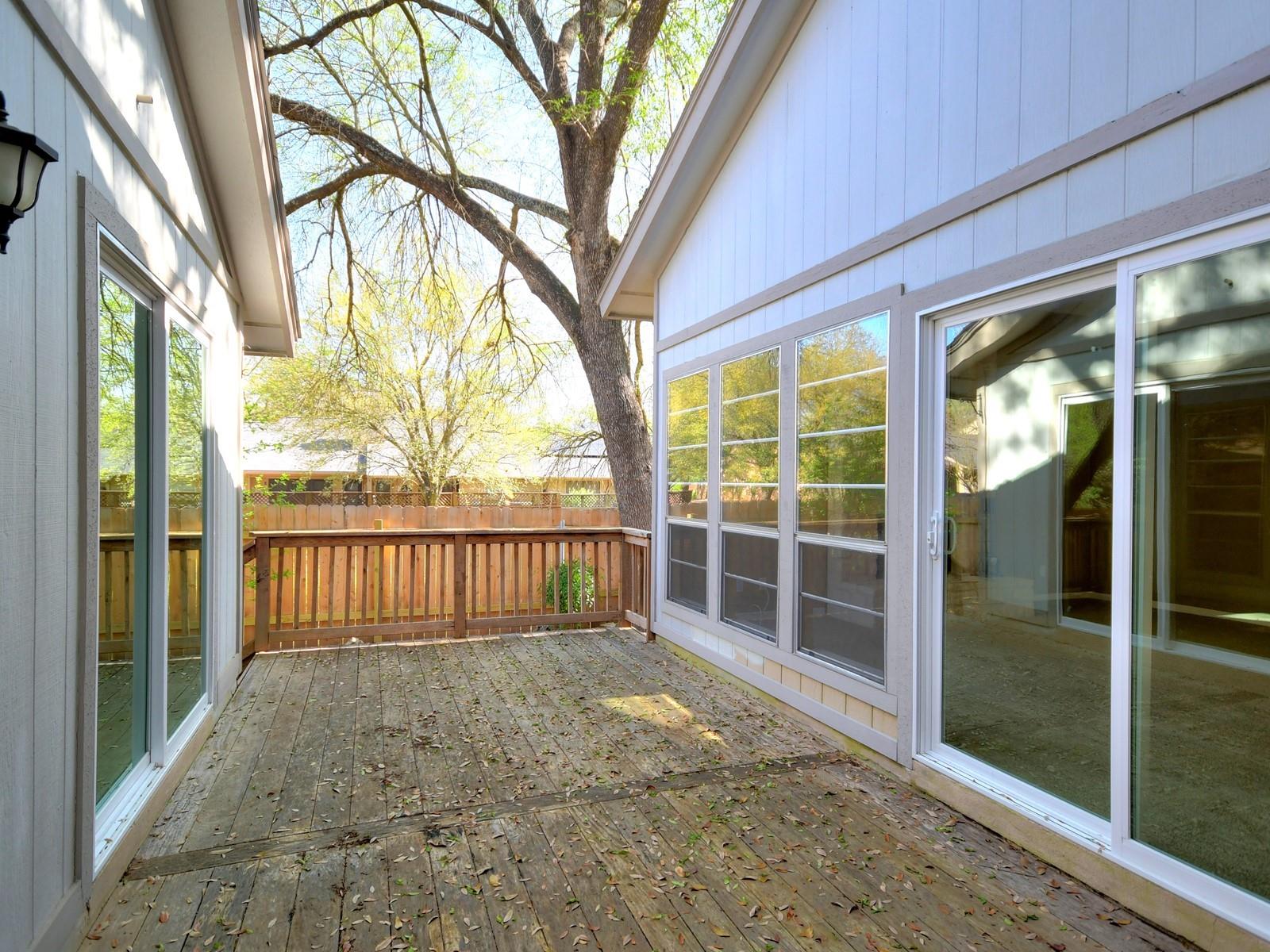 6004 Gardenridge HOLW