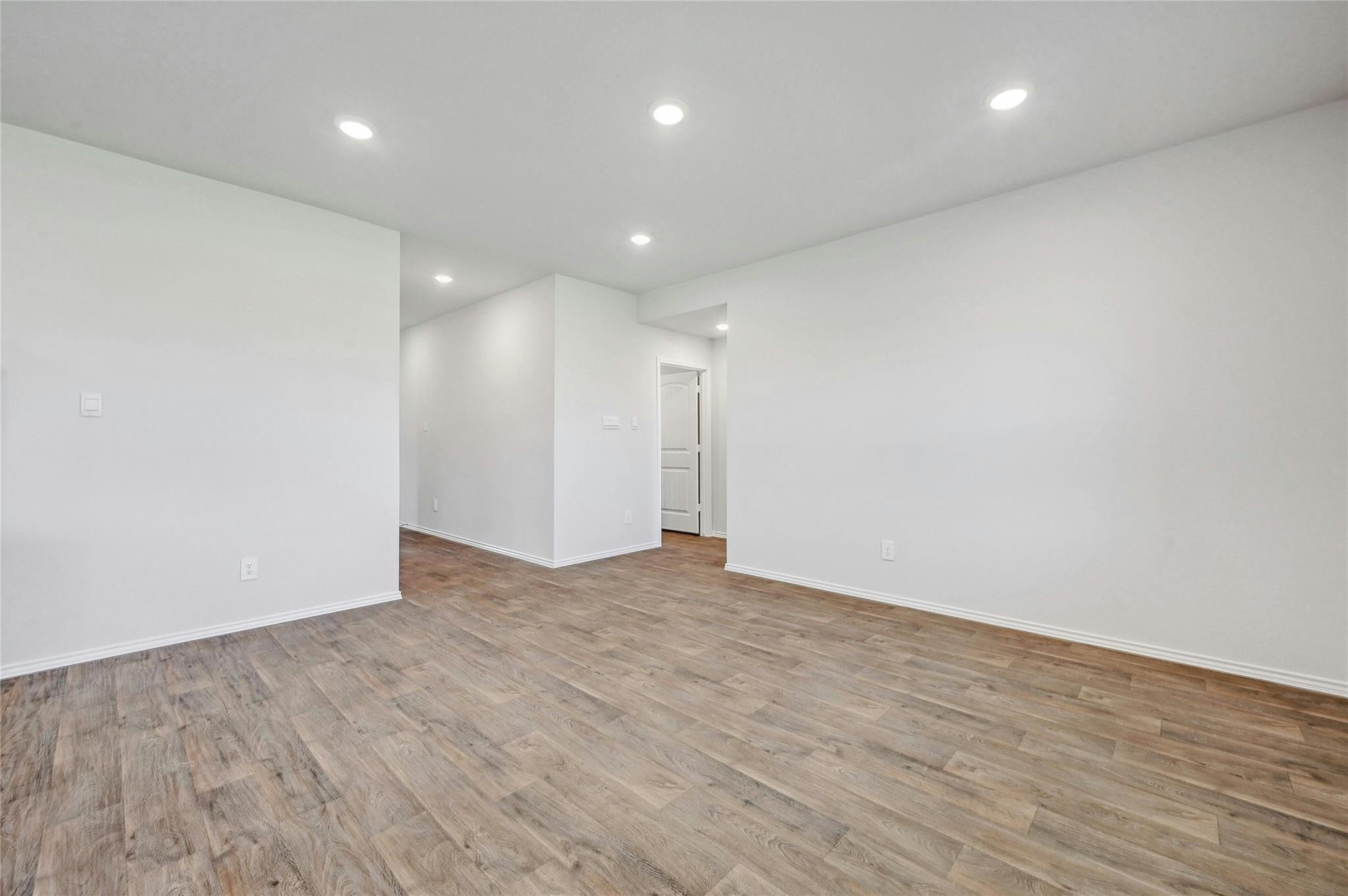 1711 Windsor BLVD