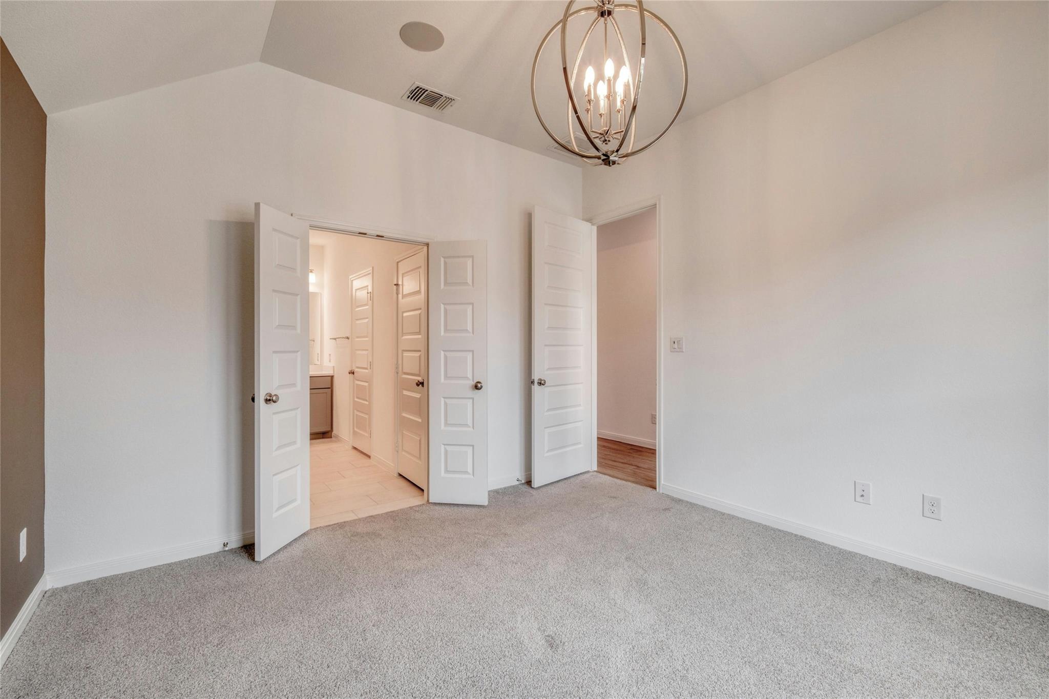 305 Langhorne BND