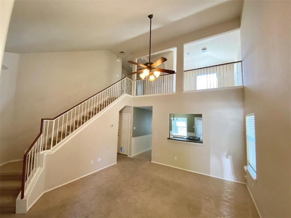 606 Alamo Plaza DR