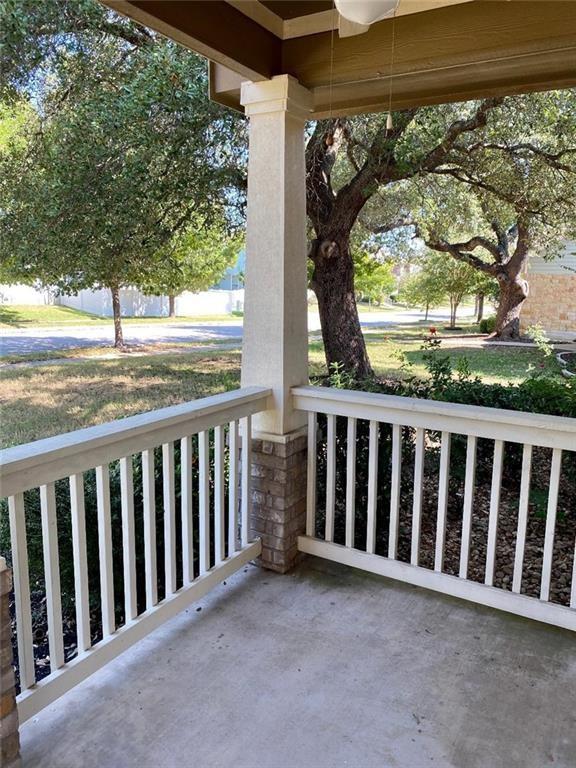 606 Alamo Plaza DR