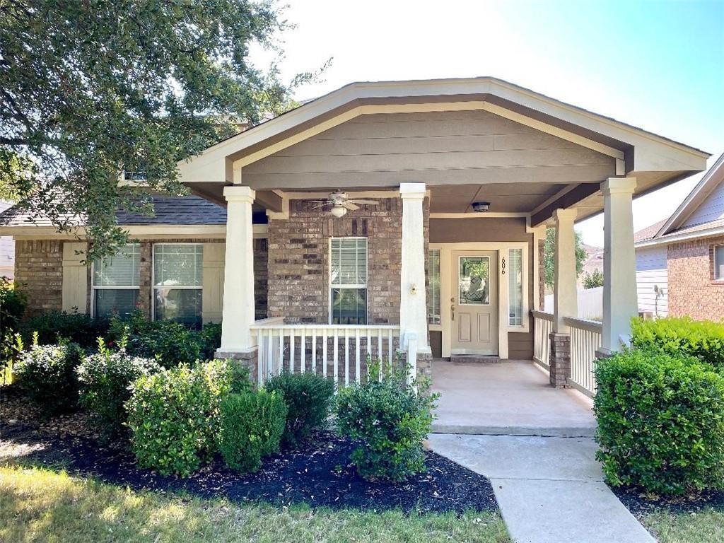 606 Alamo Plaza DR