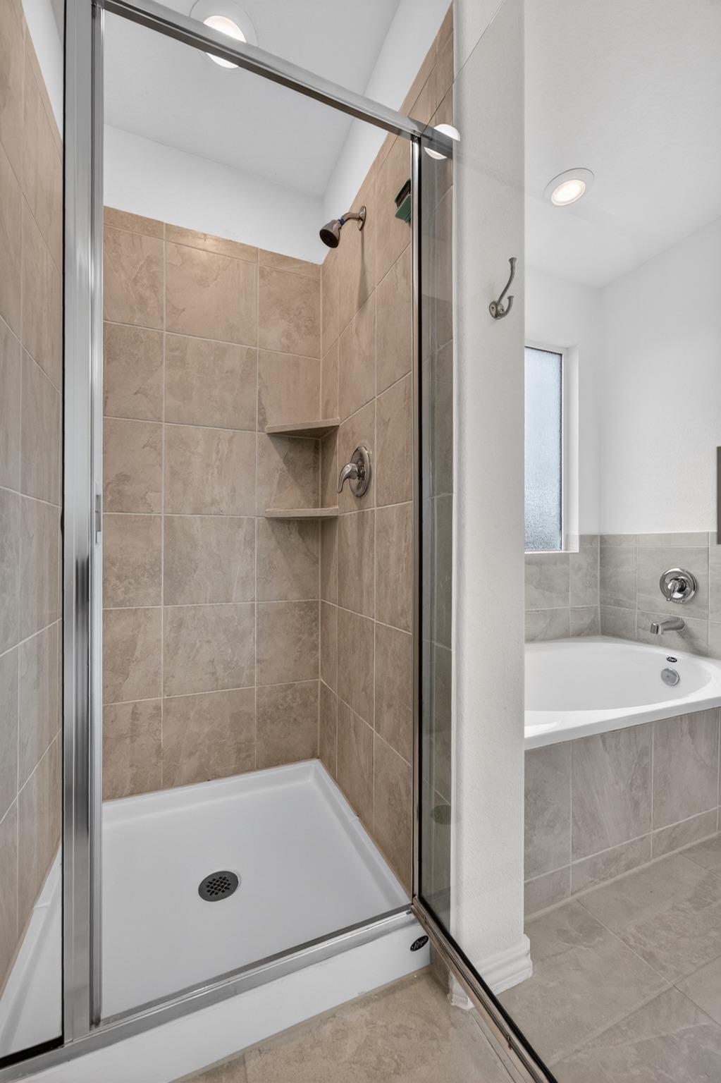424 Red Buckeye LOOP