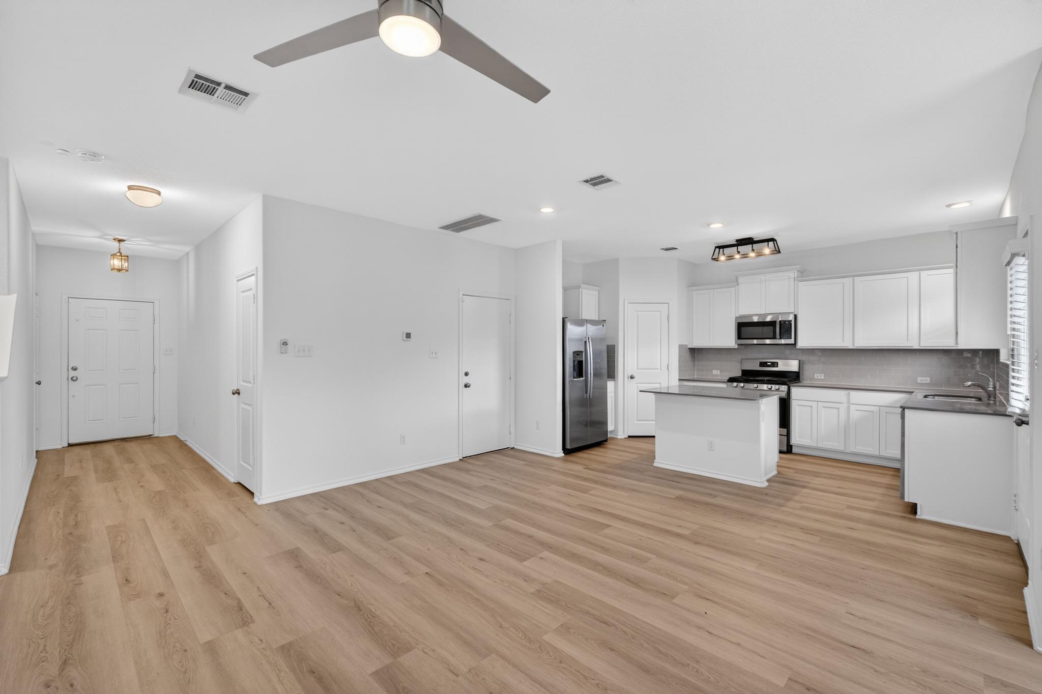 424 Red Buckeye LOOP
