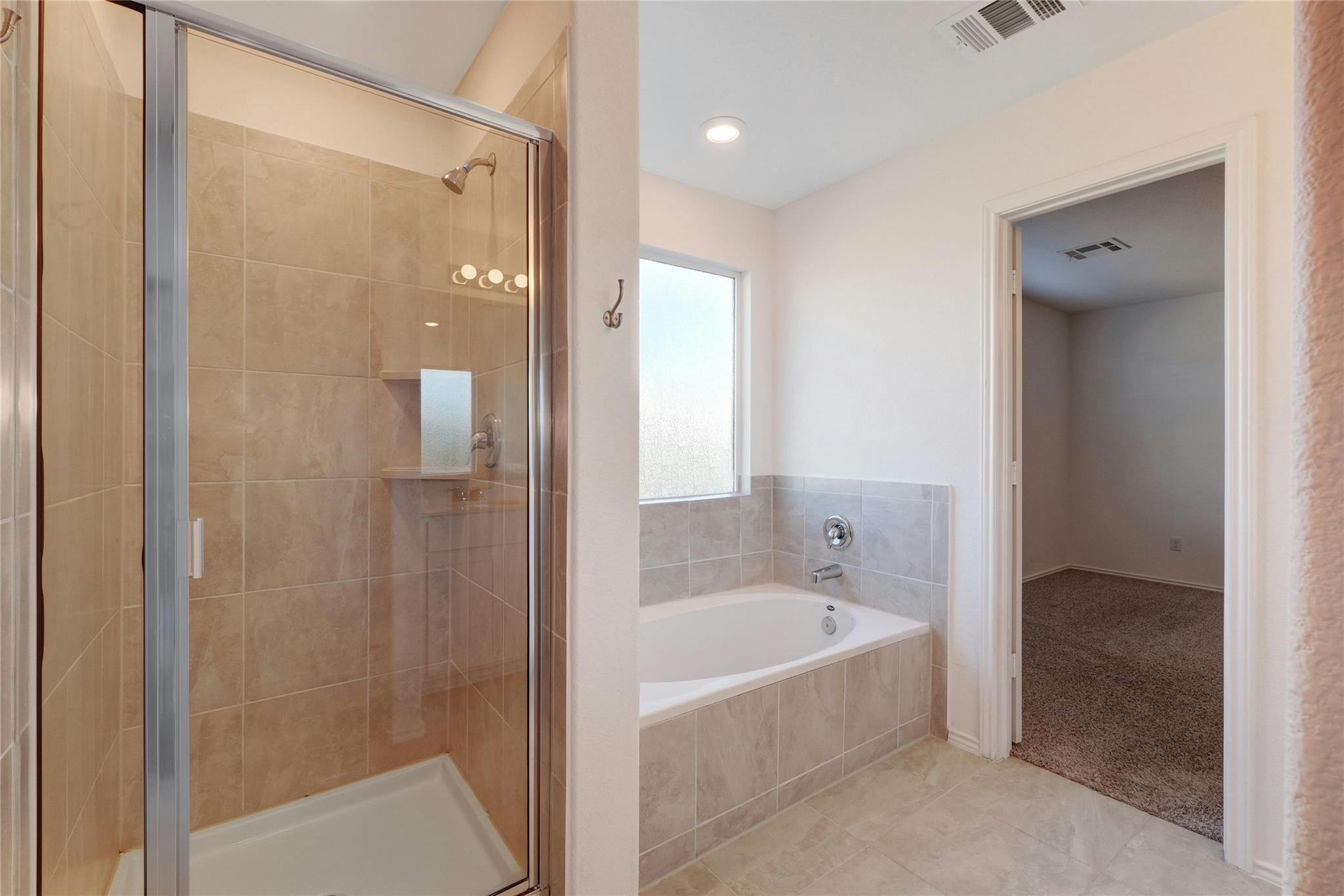 424 Red Buckeye LOOP