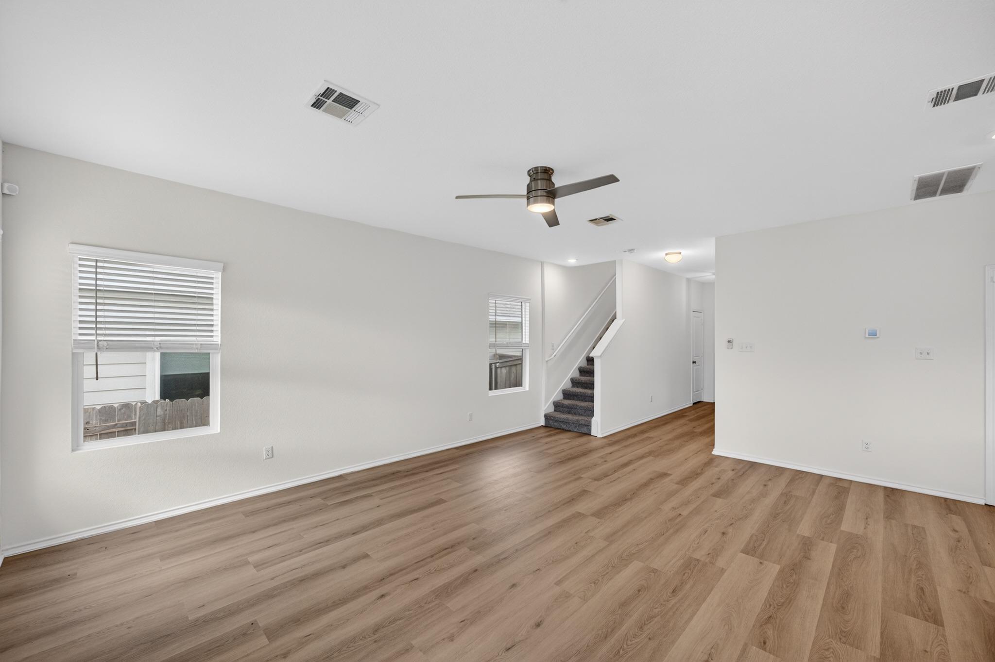 424 Red Buckeye LOOP
