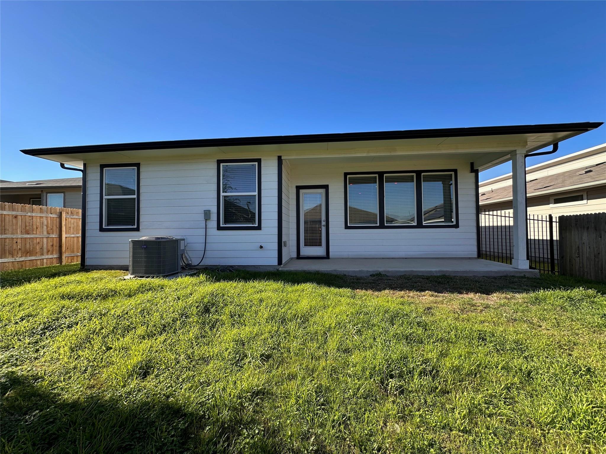 13905 Bavarian Forest DR