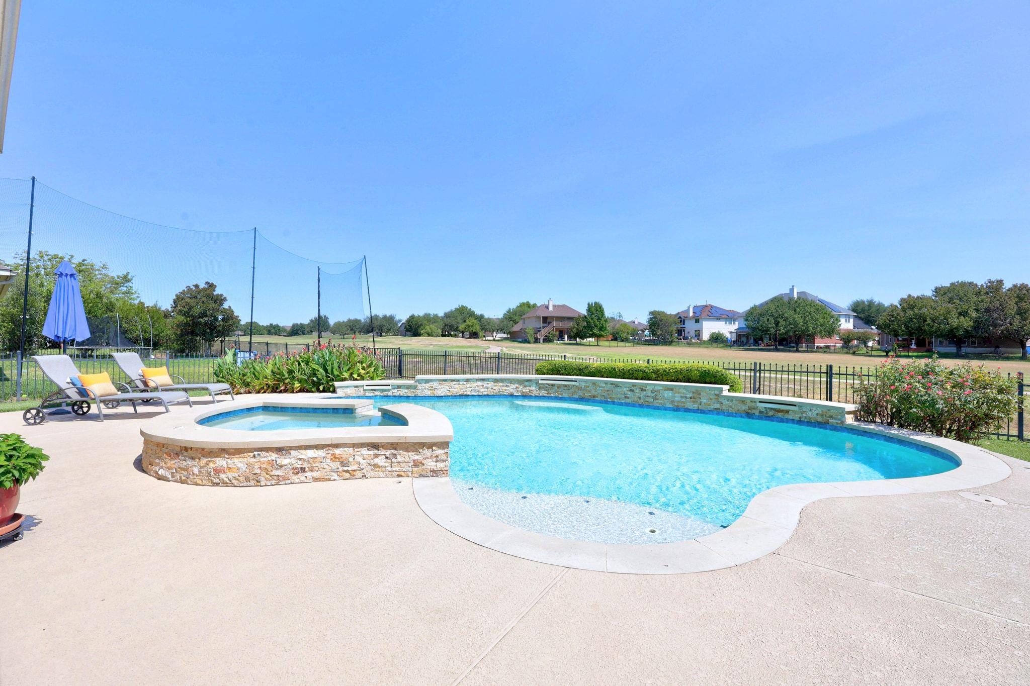 2732 Amen Corner RD