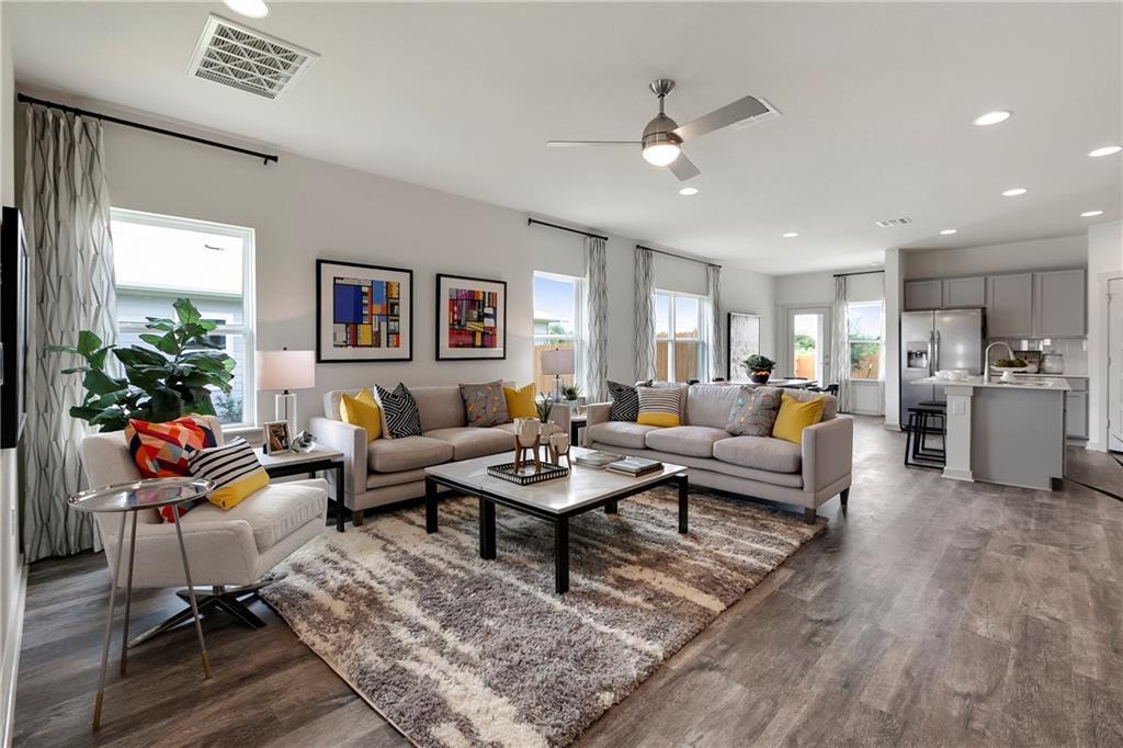 3009 Egan DR