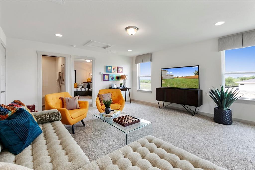 3009 Egan DR