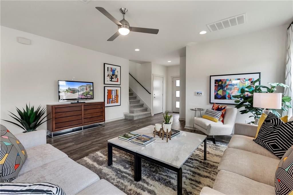 3009 Egan DR