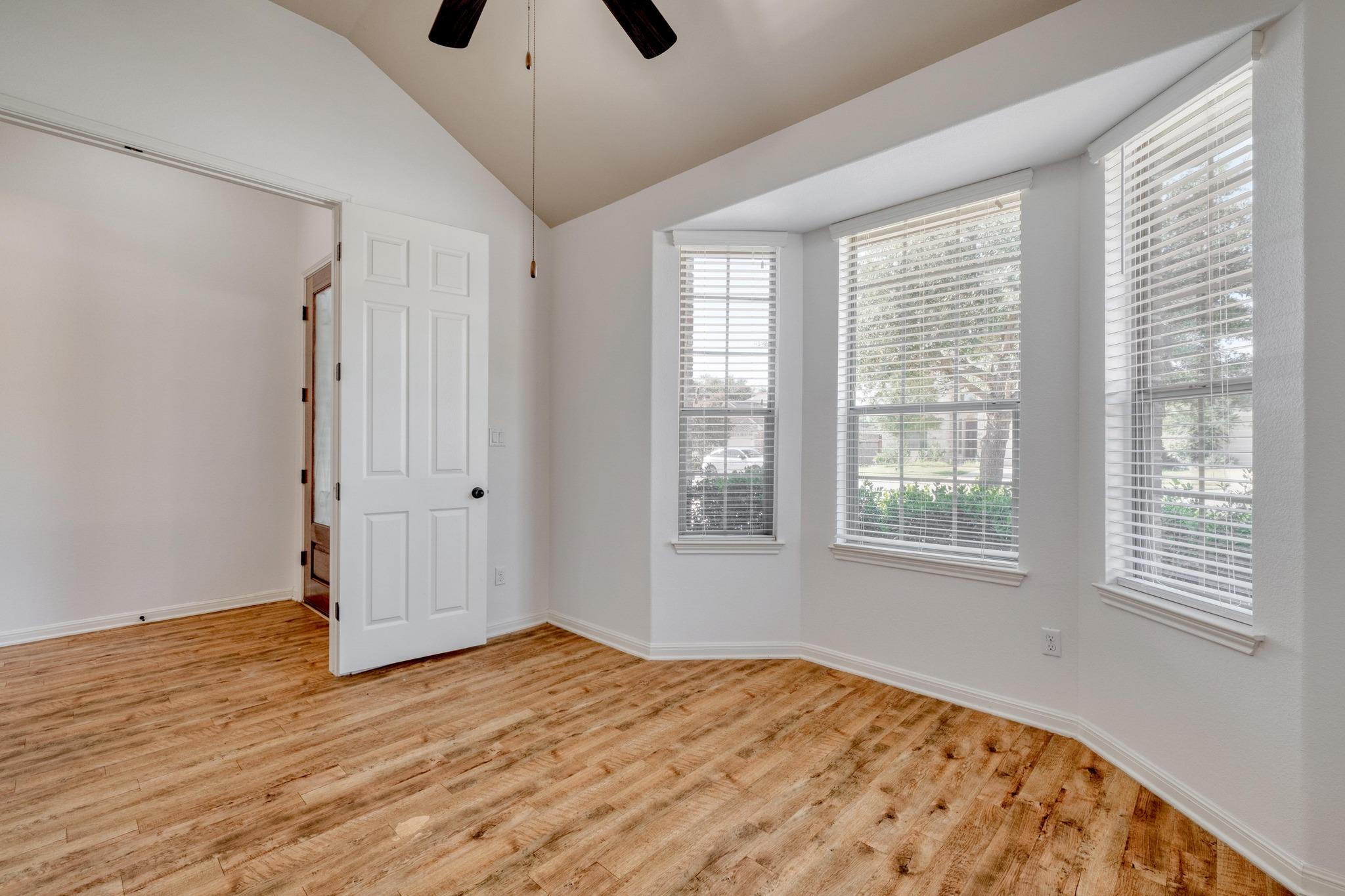 2213 Lookout Range DR