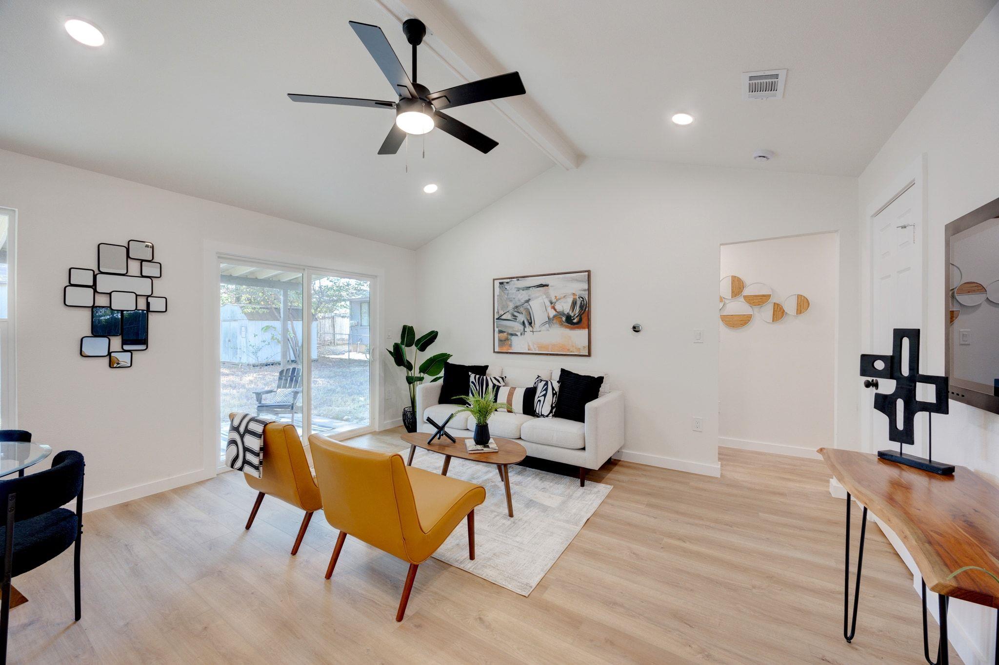 10003 Quail Hutch DR