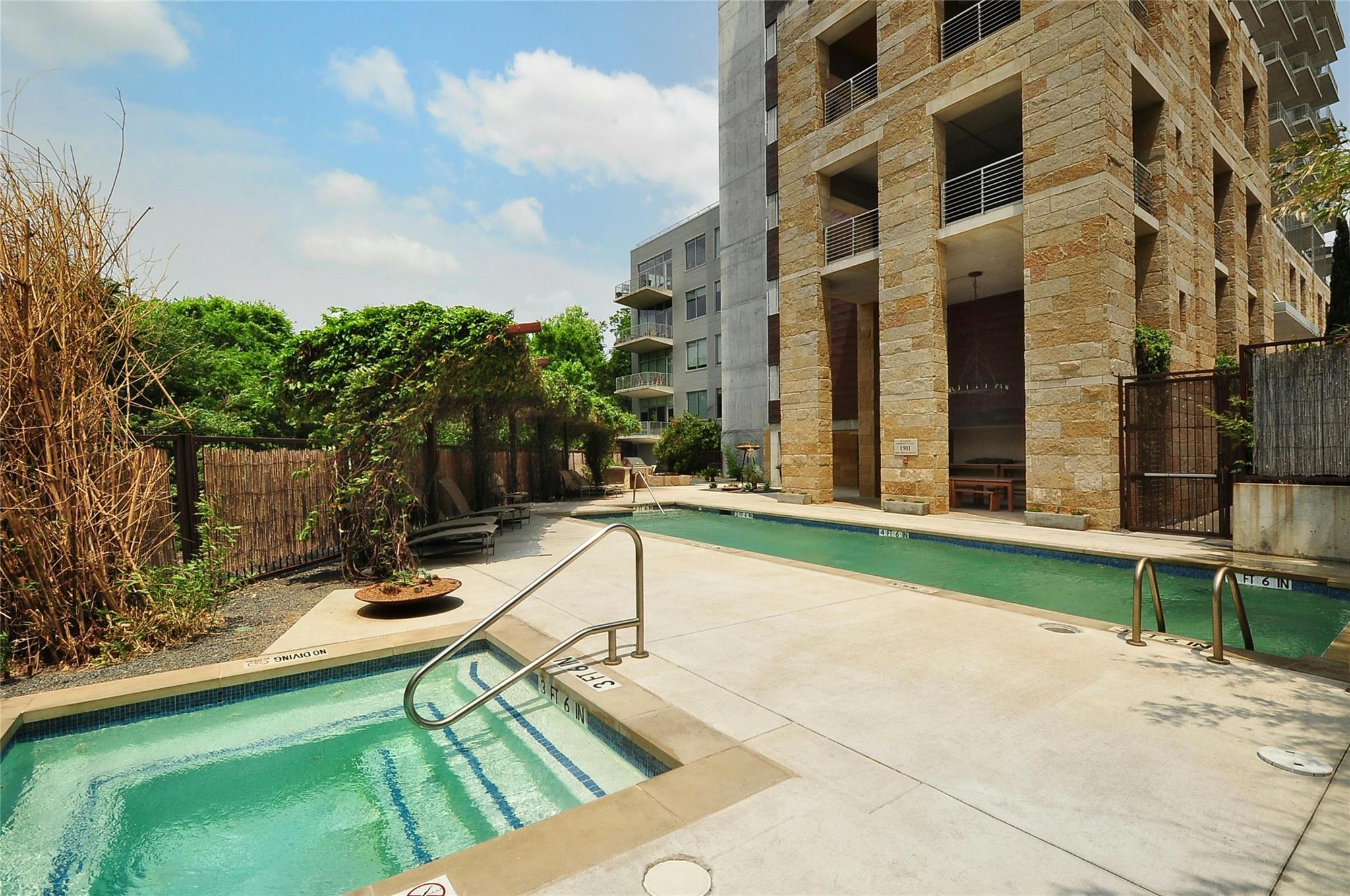 800 W 5th ST # 501