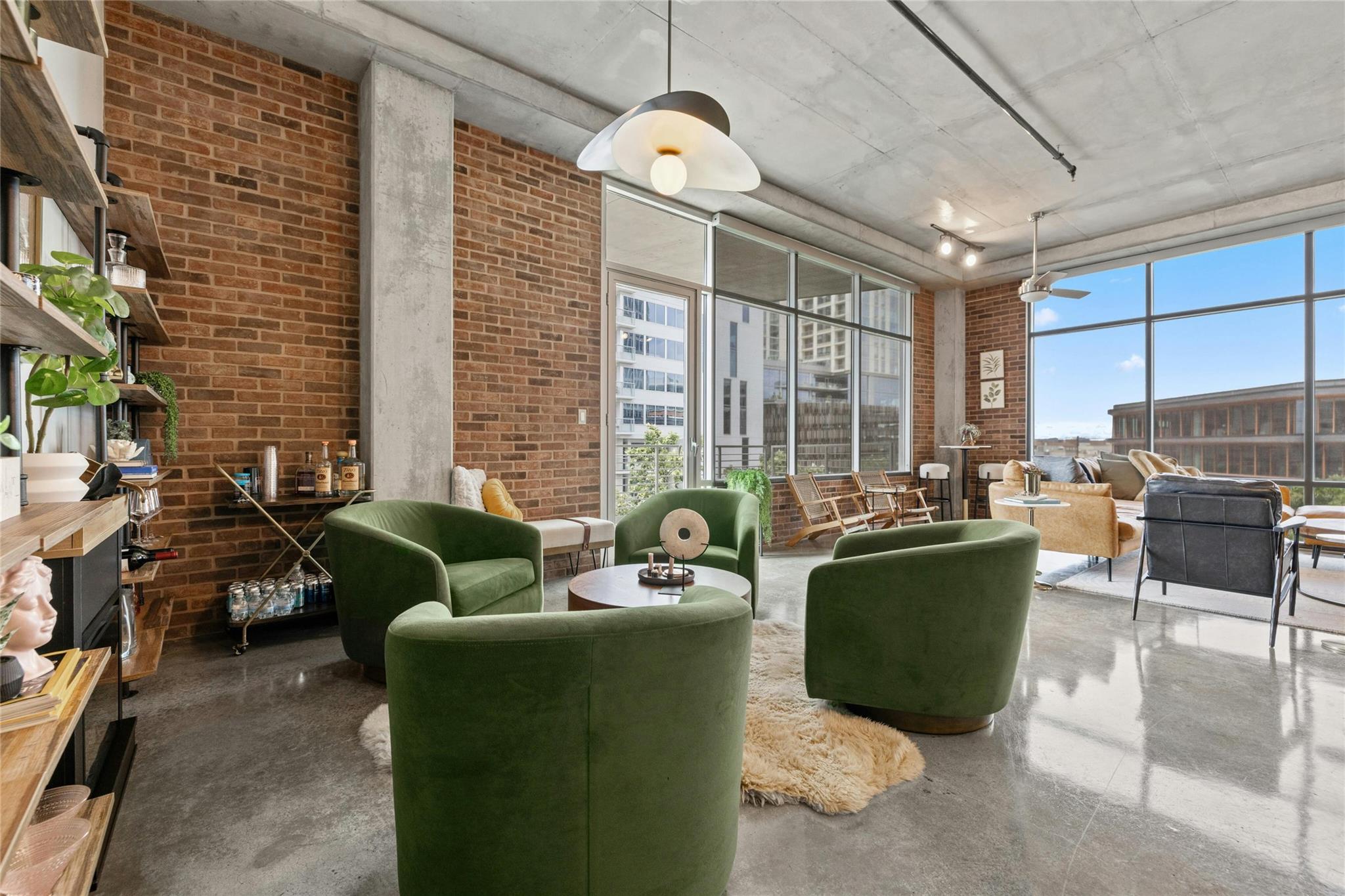800 W 5th ST # 501