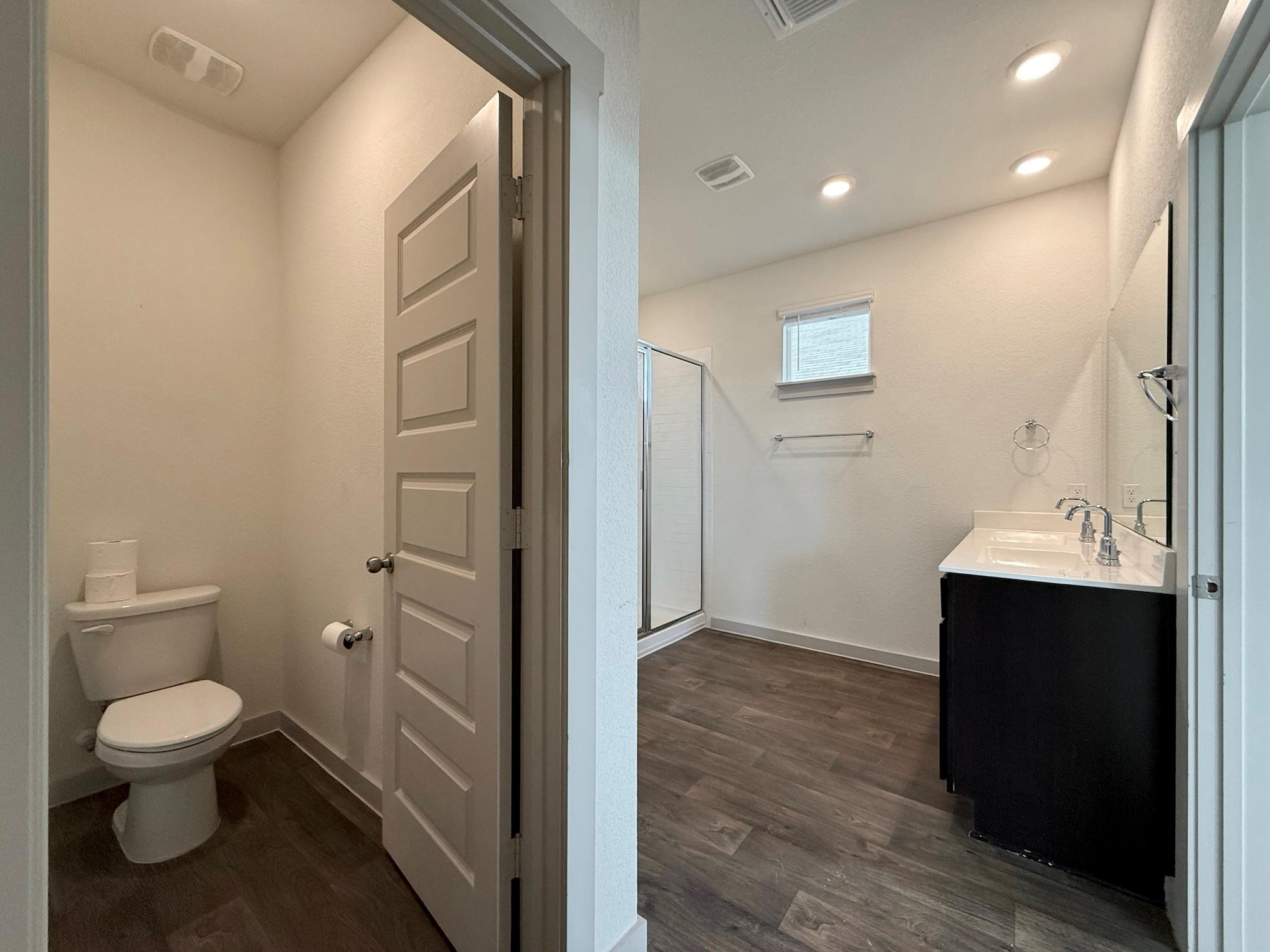 402 Barton Creek LN