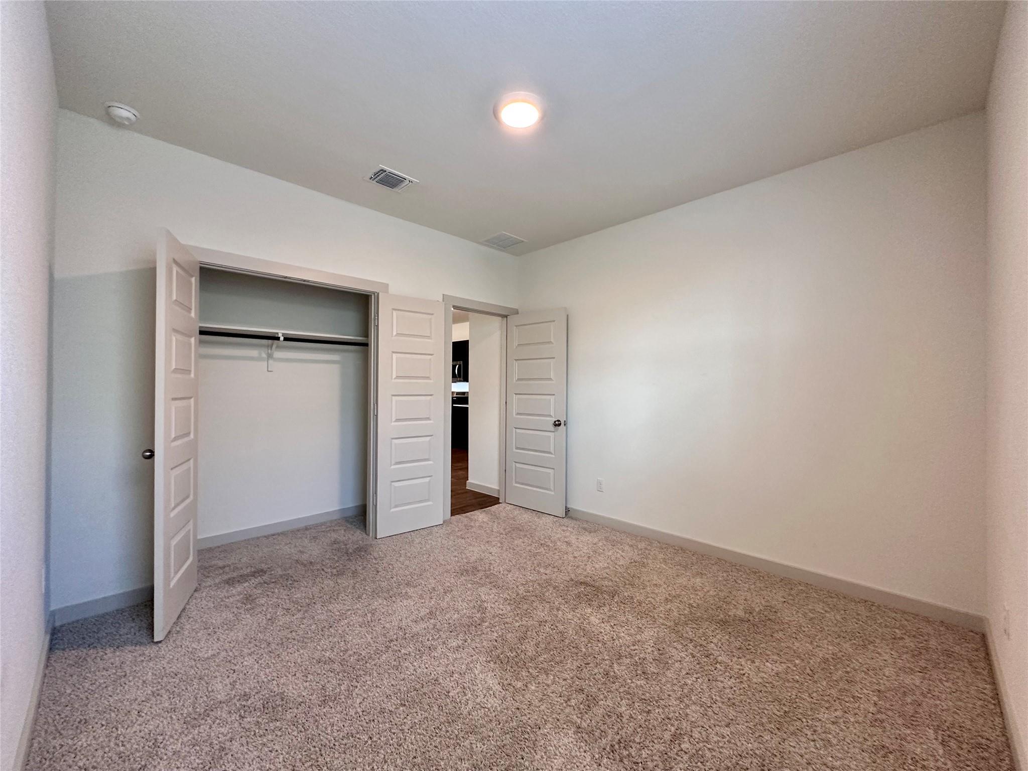 402 Barton Creek LN