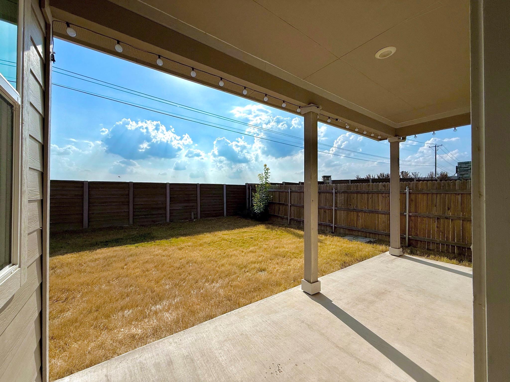 402 Barton Creek LN