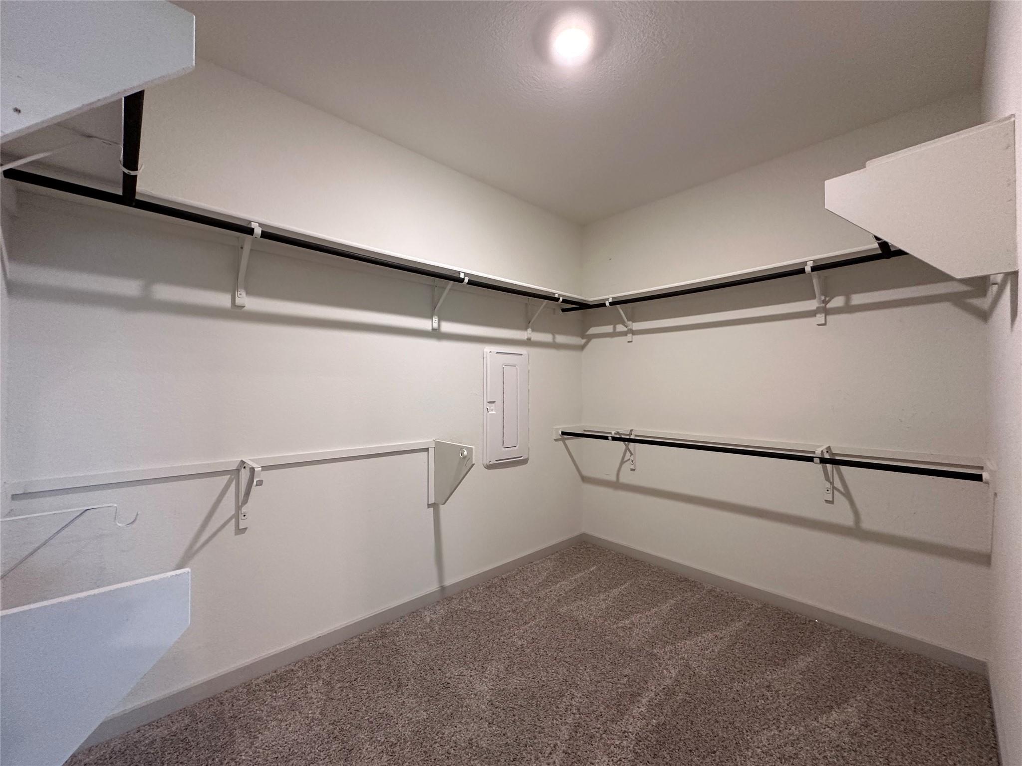 402 Barton Creek LN