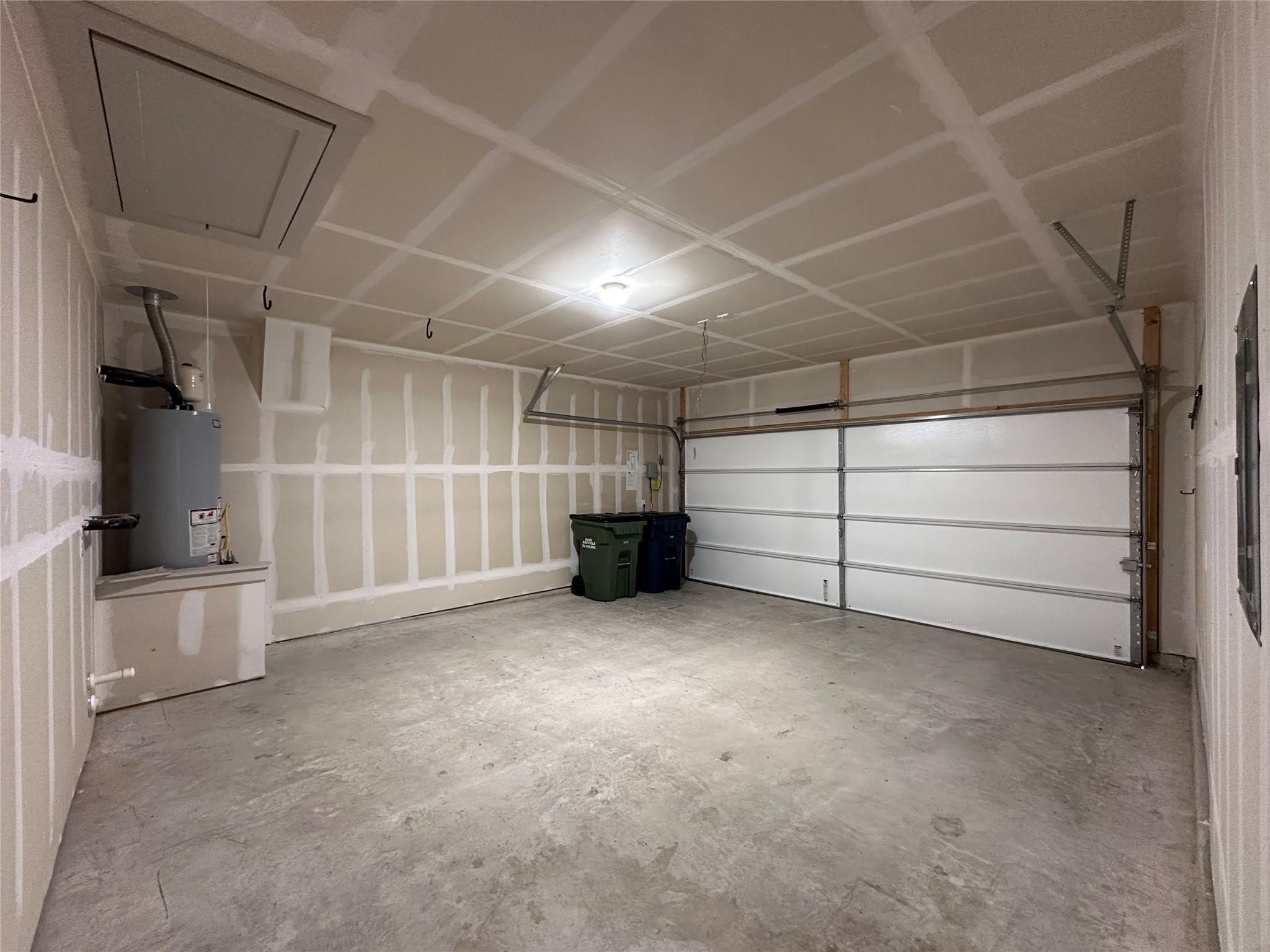 402 Barton Creek LN