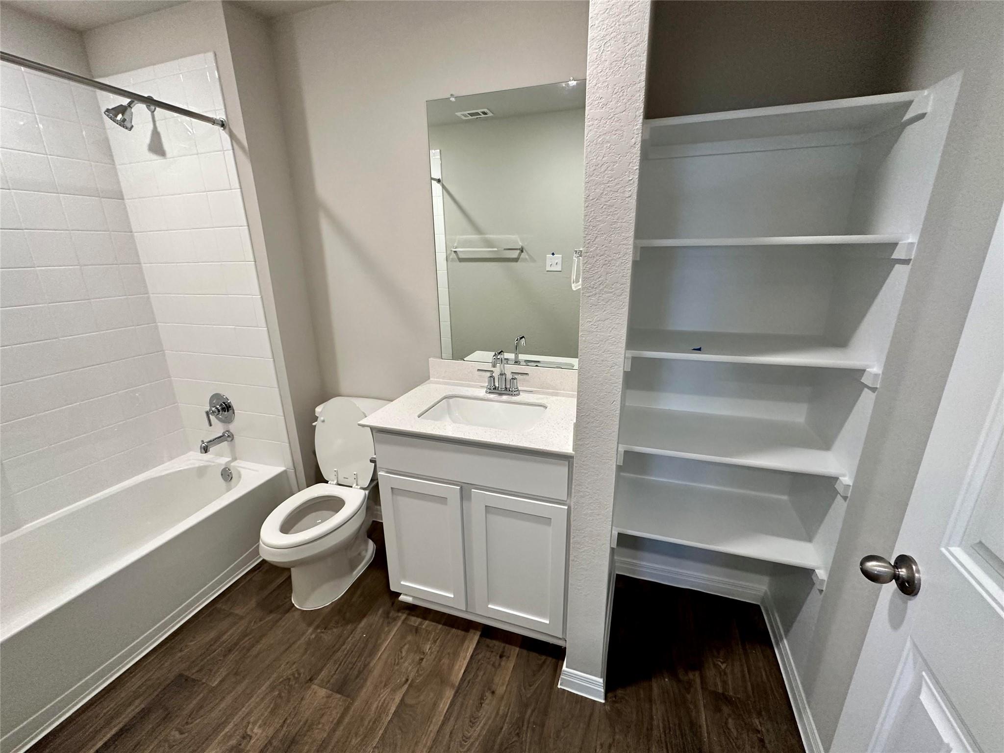 308 Globe Mallow CIR