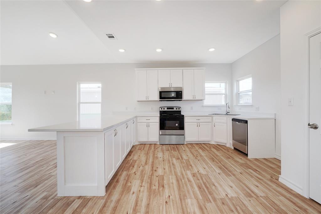 231 La Fortuna DR