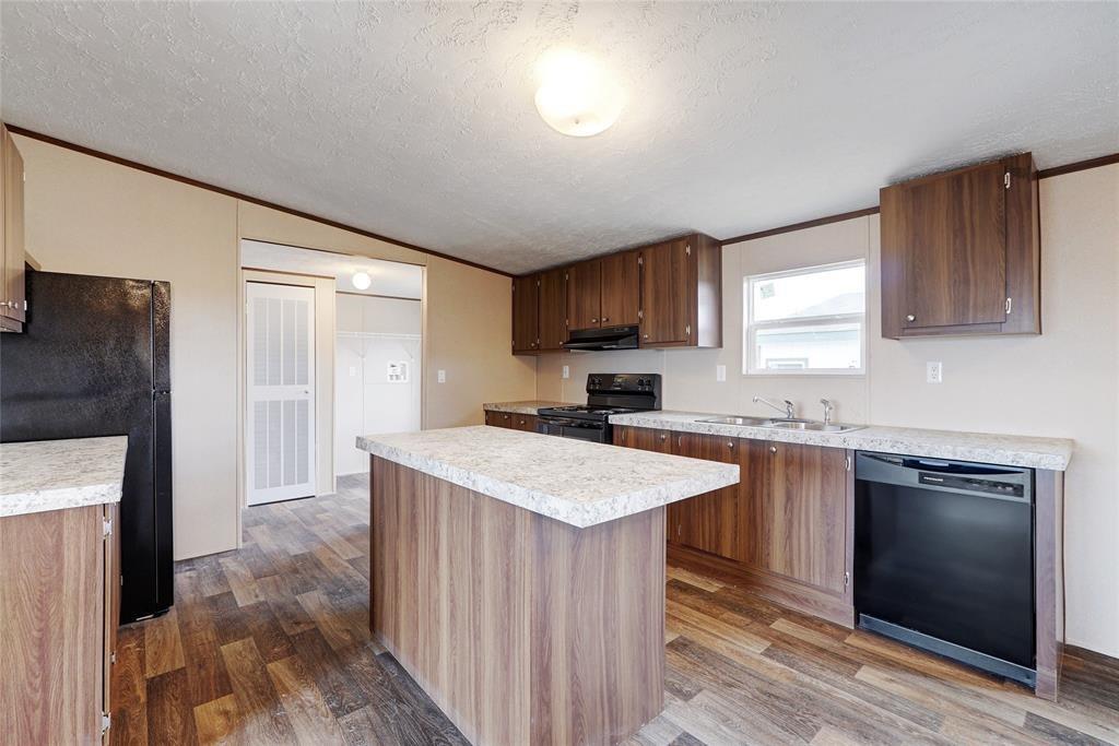 231 La Fortuna DR
