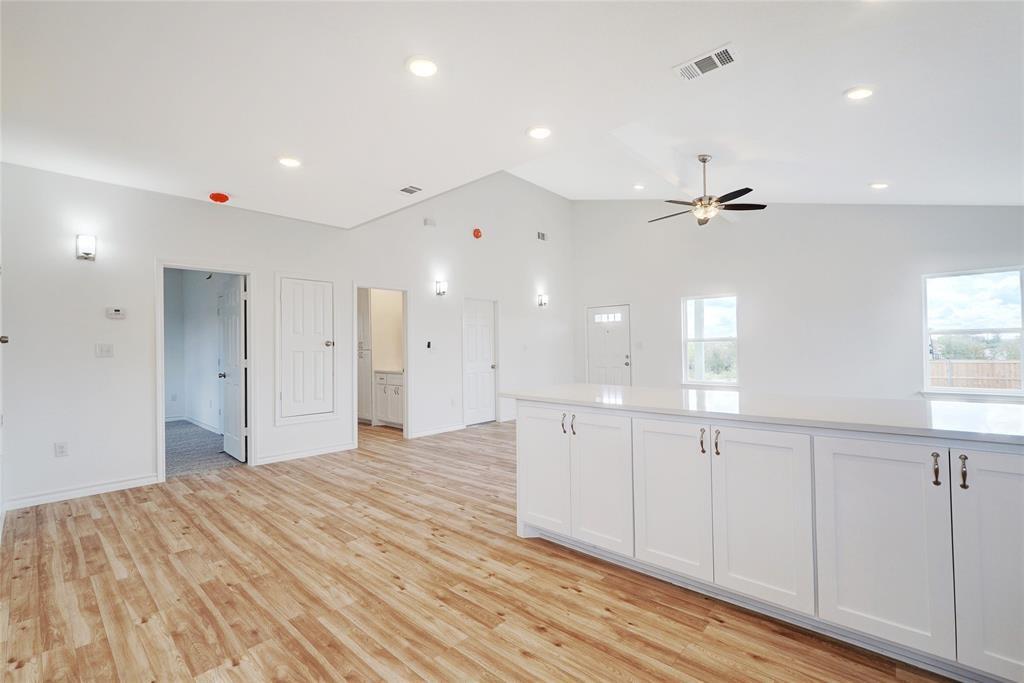 231 La Fortuna DR