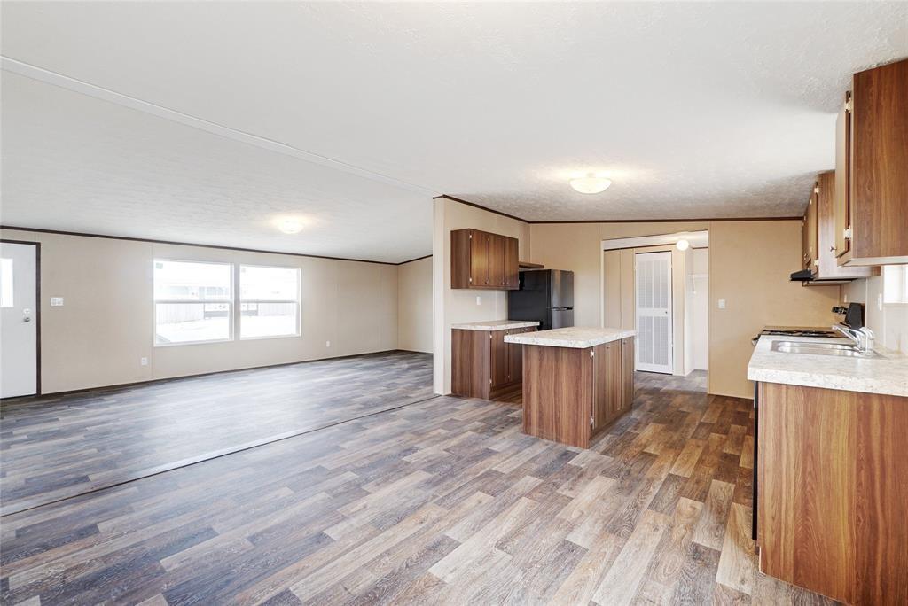 231 La Fortuna DR