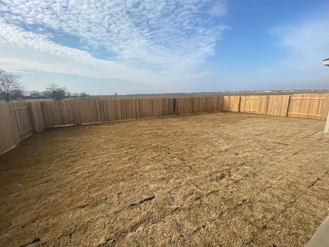 221 Chickasaw LN