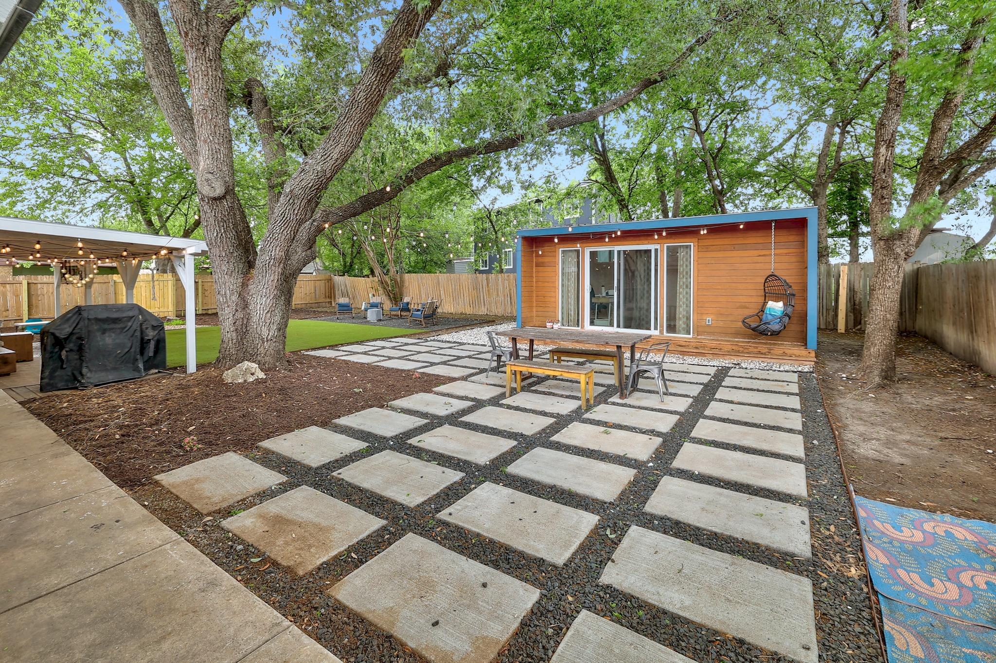 3100 Lynridge DR