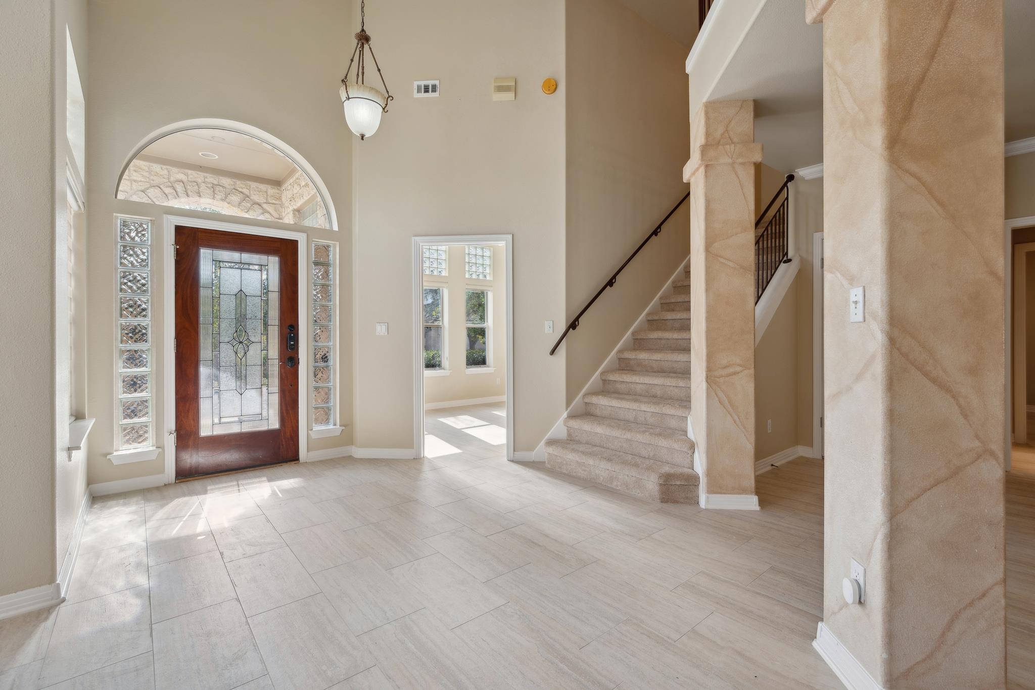 9907 Spicewood Mesa