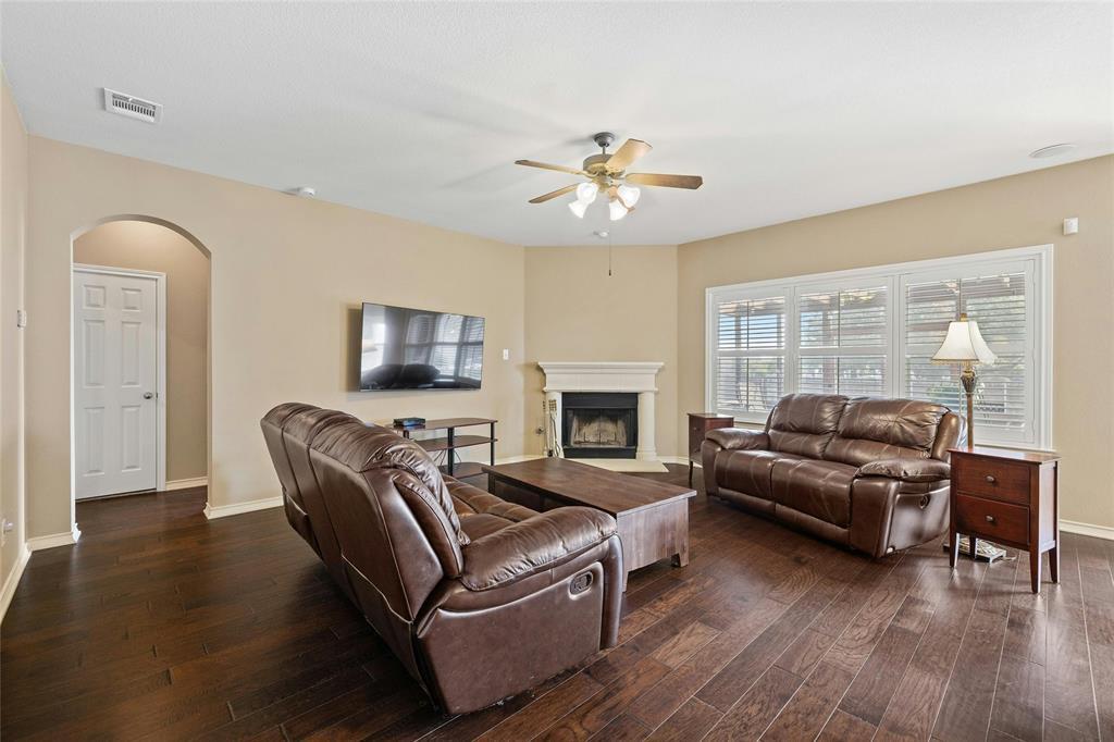 2603 White Stallion WAY