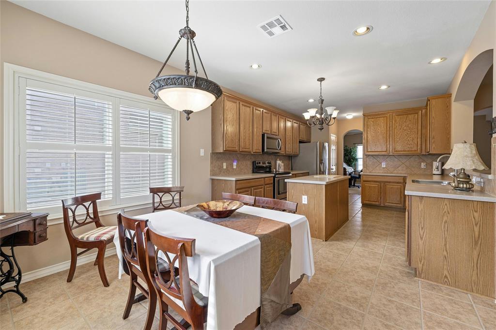 2603 White Stallion WAY