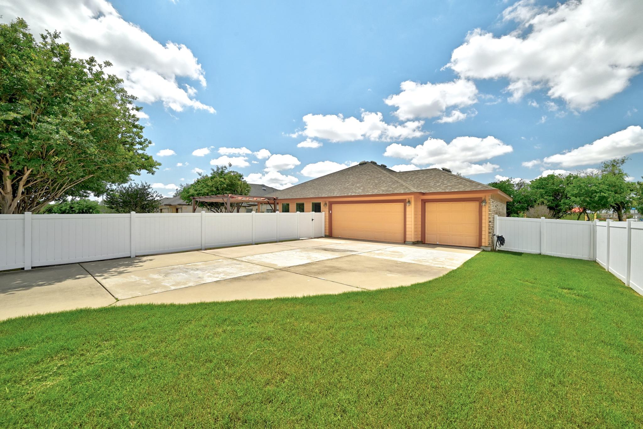 1204 Kingston Lacy BLVD