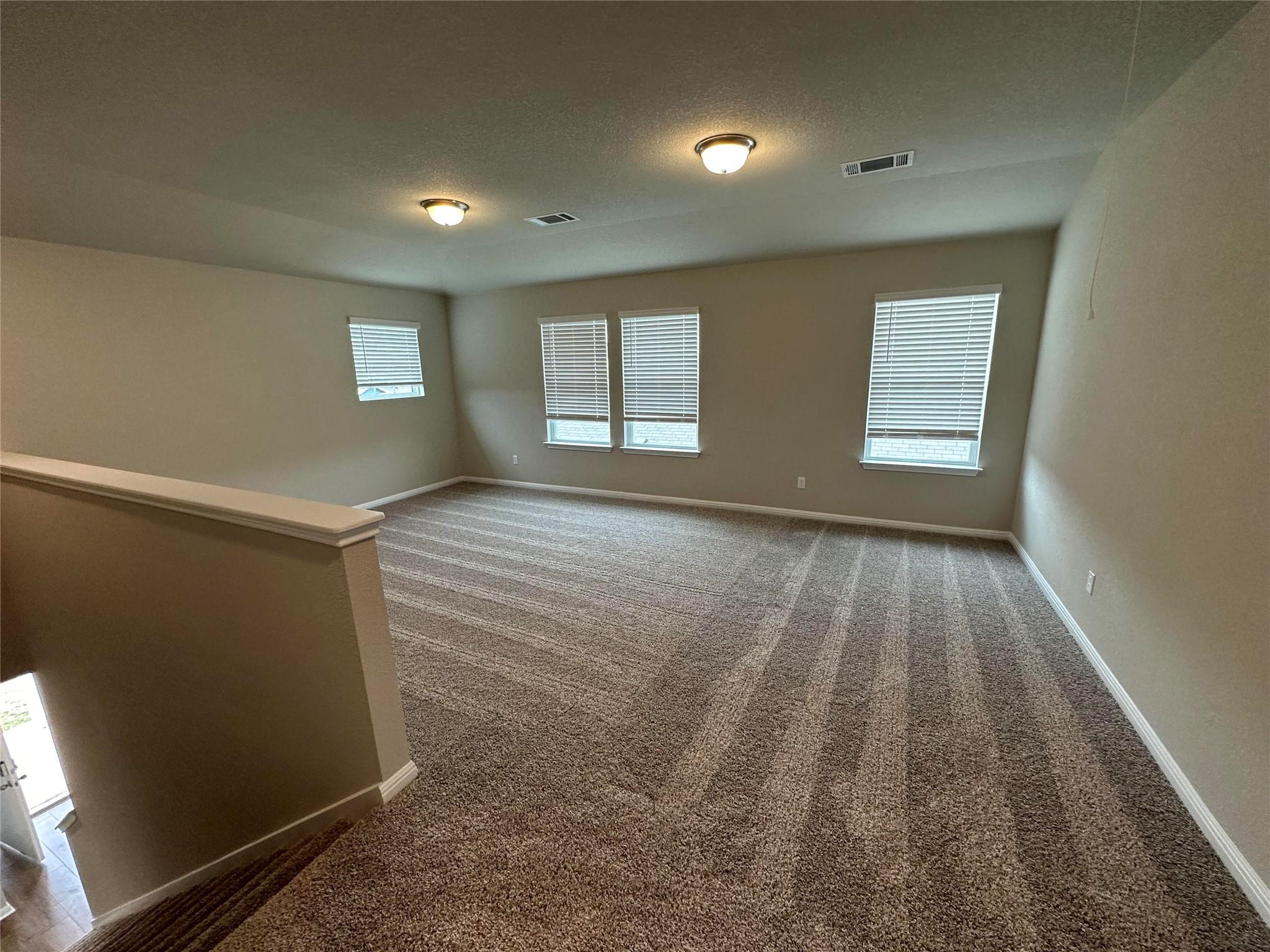 110 Oakdale Meadows LN