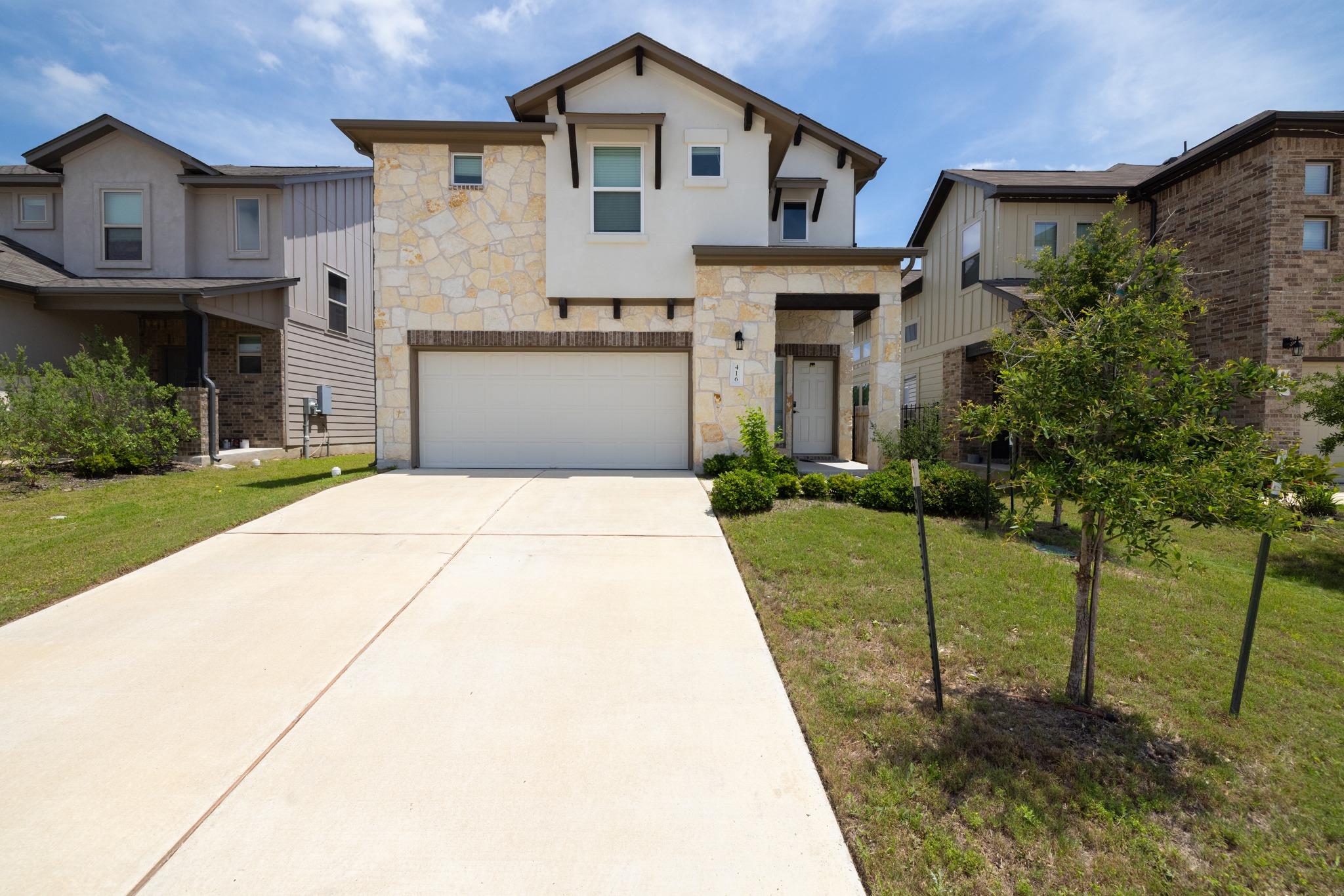416 Staunton DR