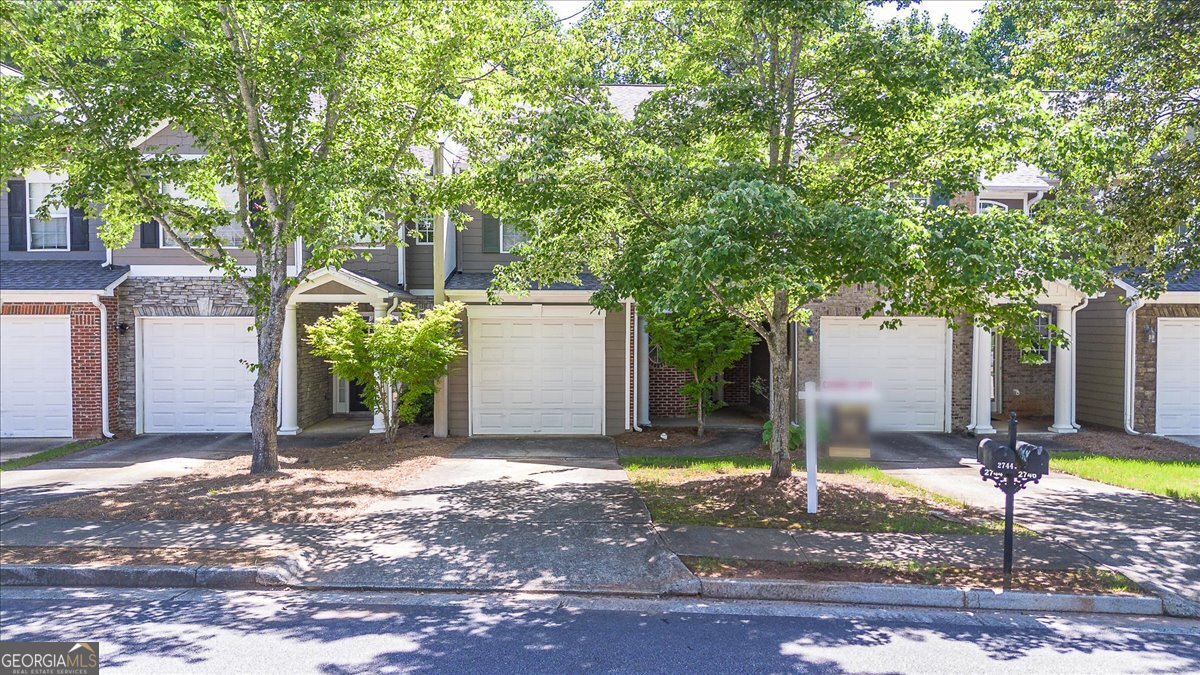 2744 Pierce Brennen Court