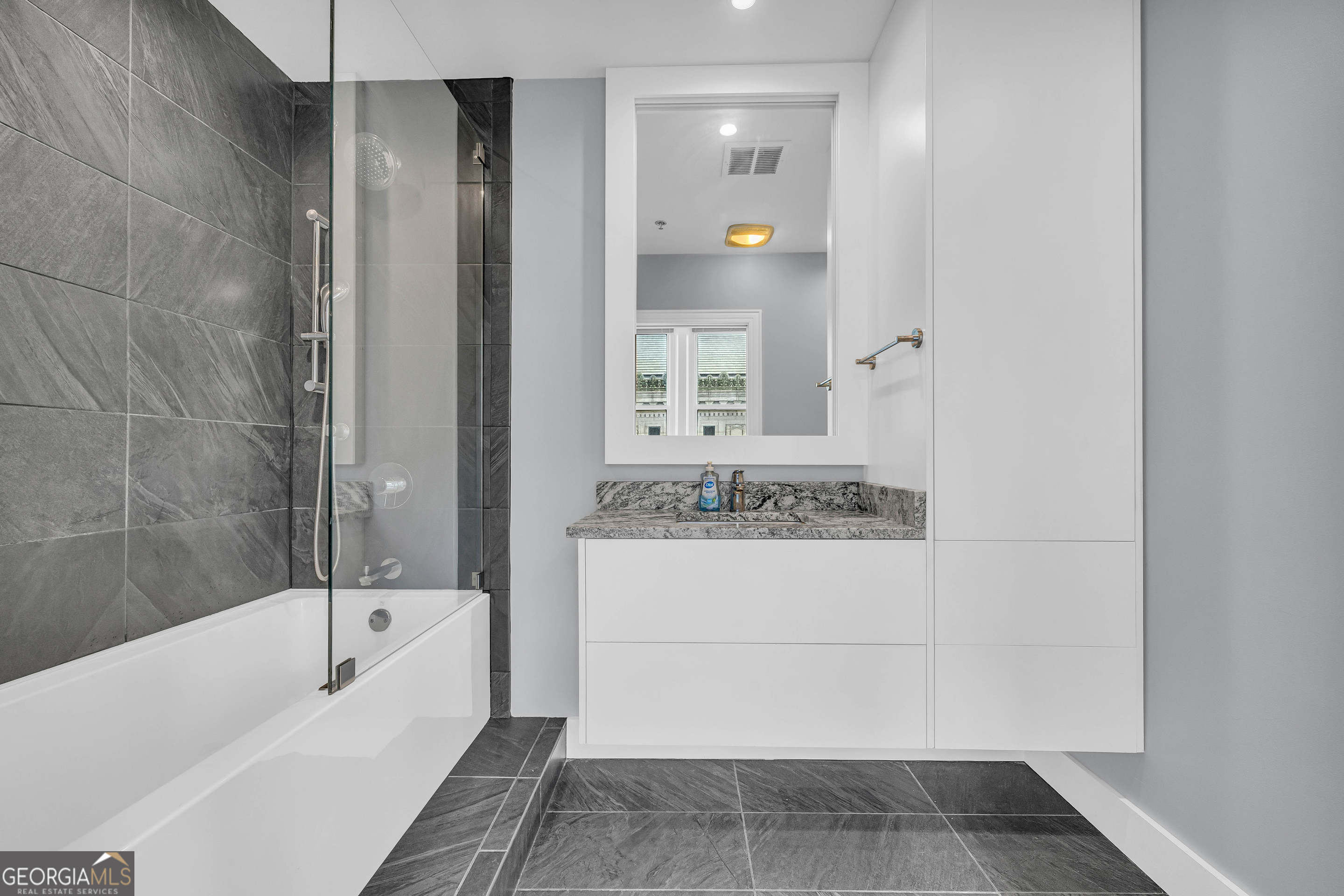 57 Forsyth Street NW APT 5D
