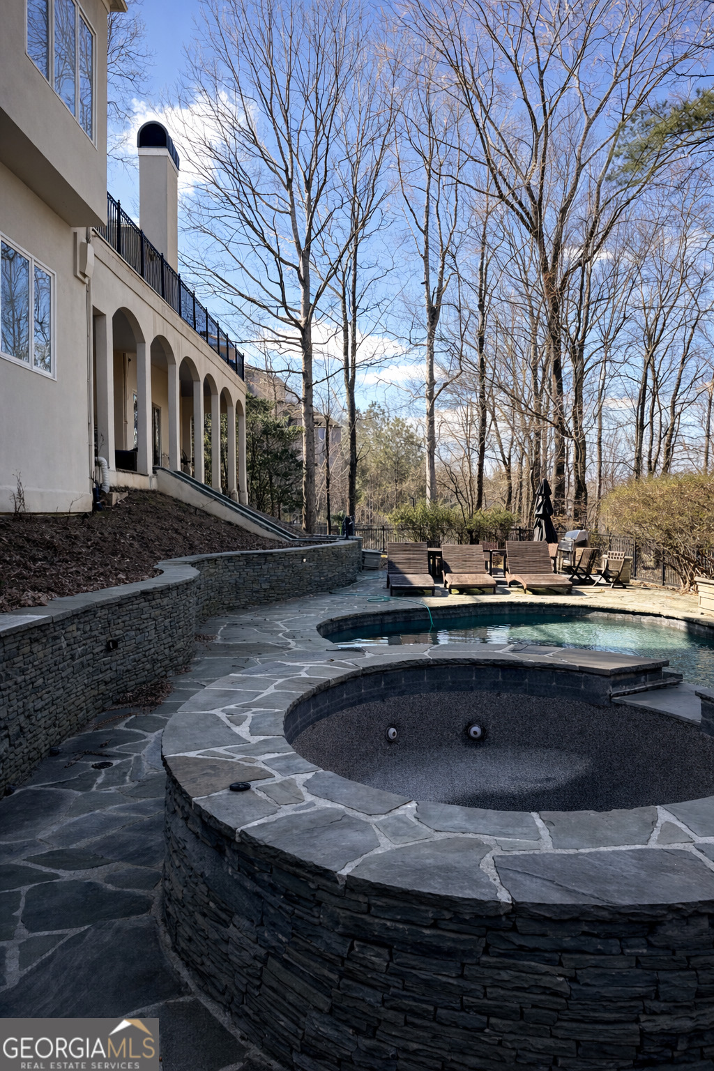 8360 Jett Ferry Road