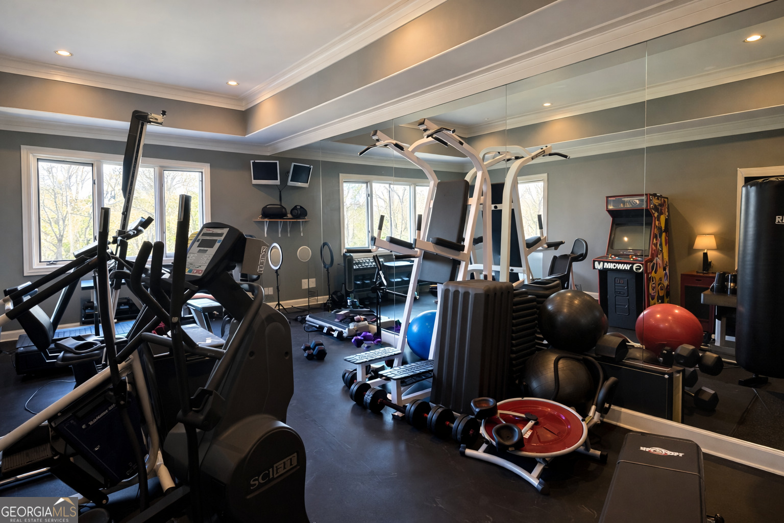 8360 Jett Ferry Road