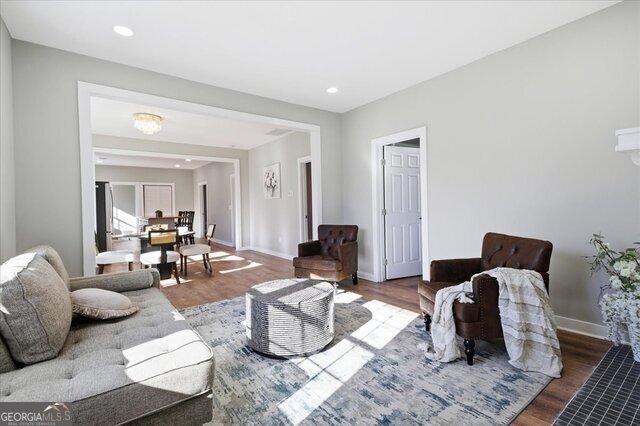 2955 E Point