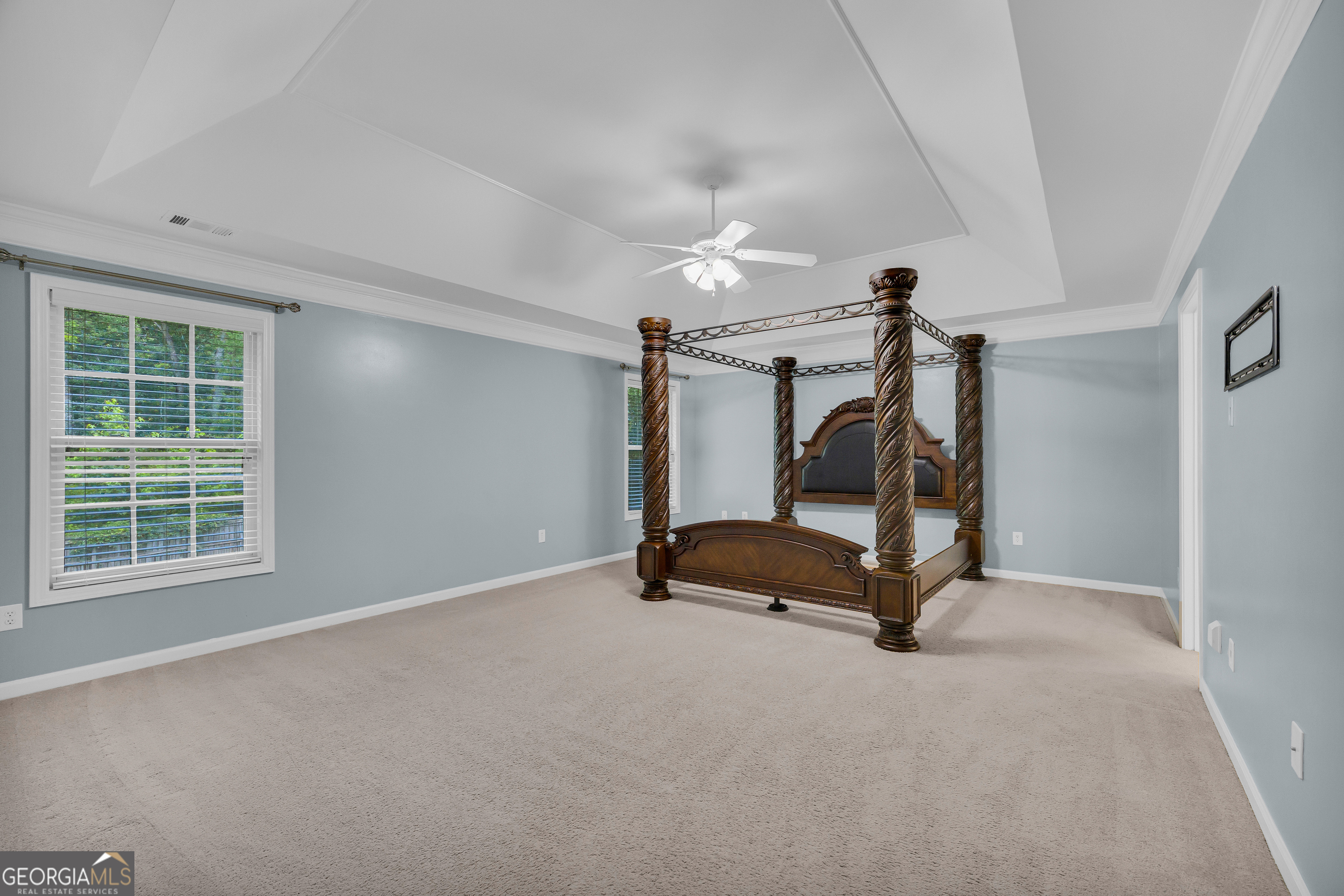 1729 Lakeland Lane