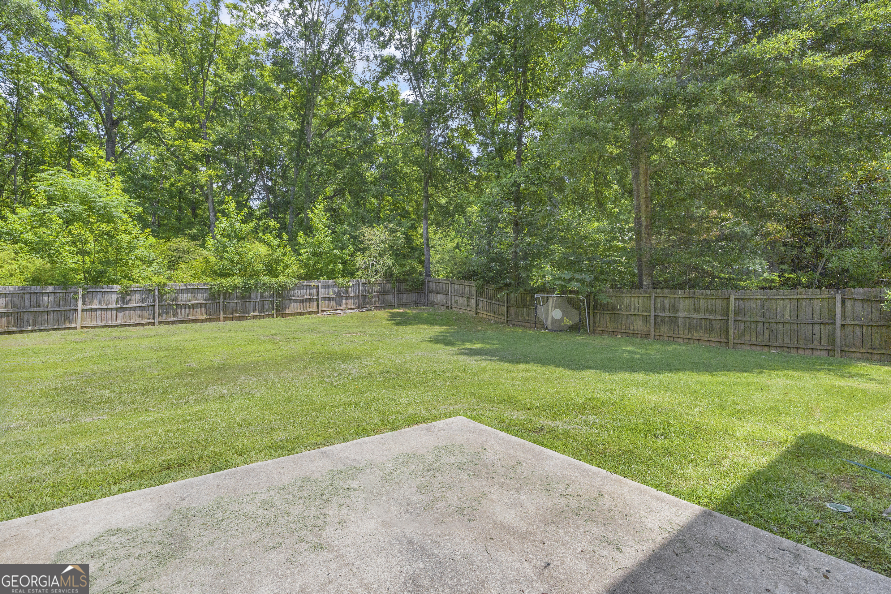 1729 Lakeland Lane