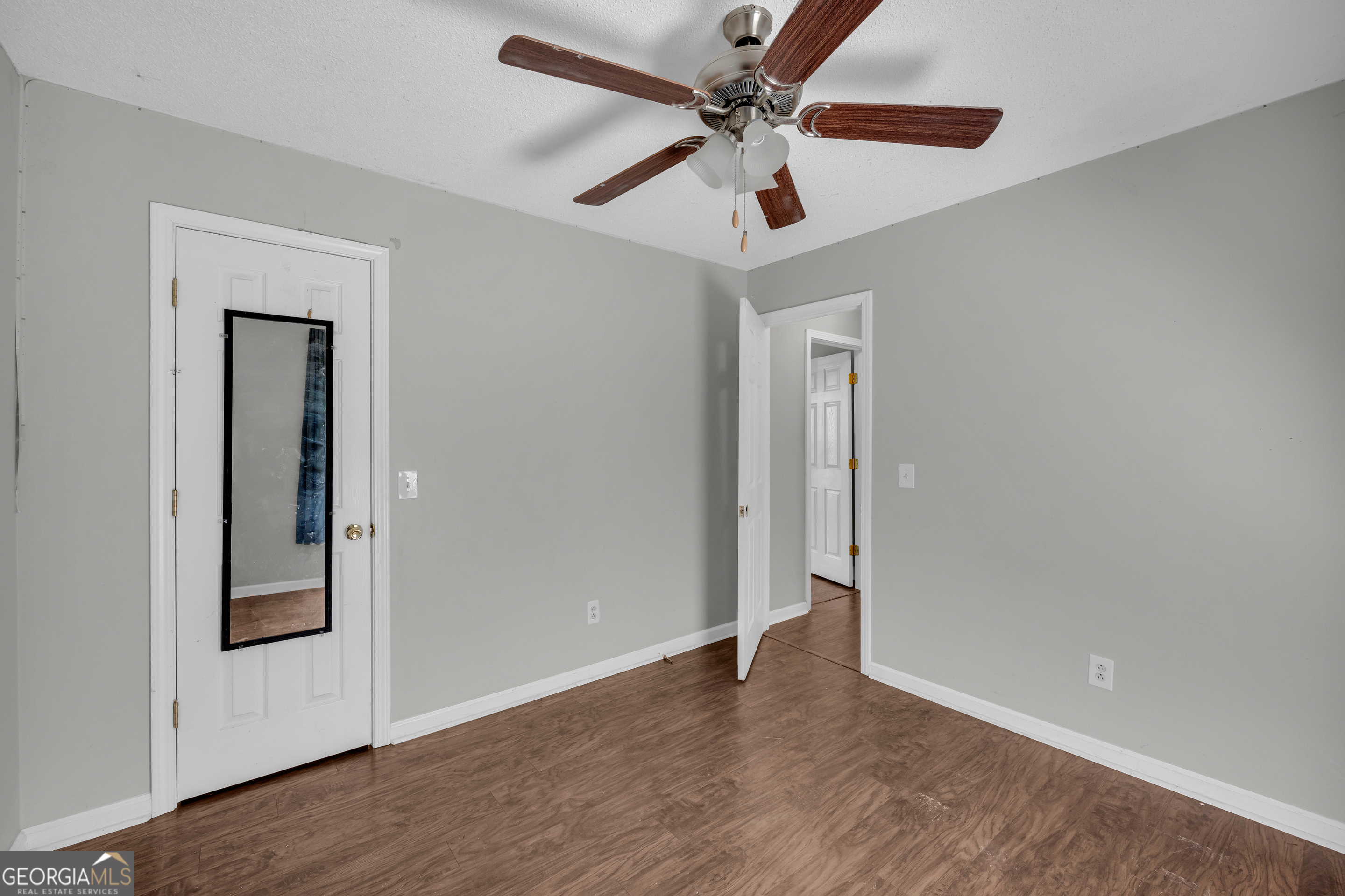 115 S Arcadia Dr