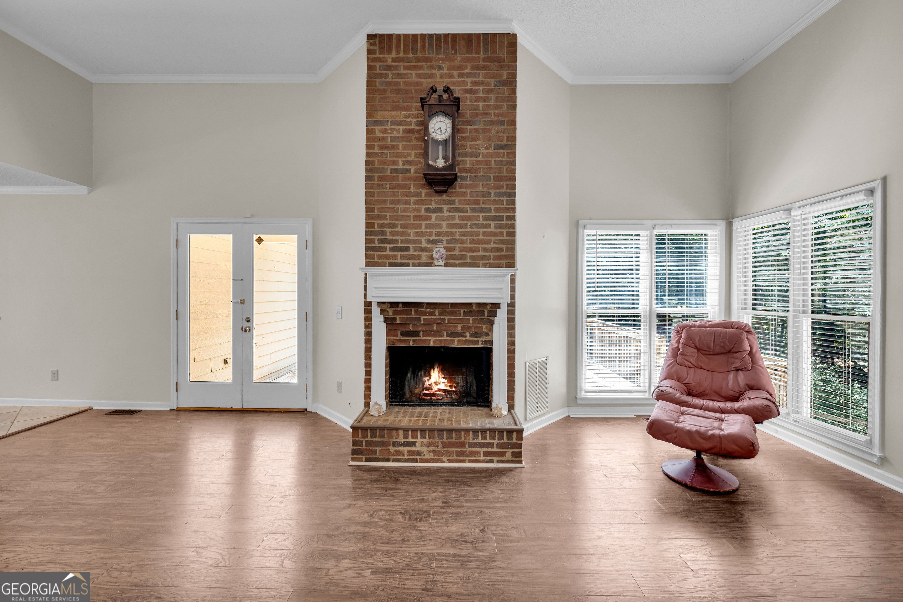 115 S Arcadia Dr